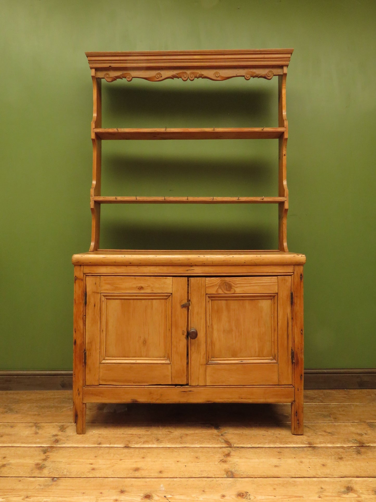 Victorian Pine Kitchen Dresser with Open Plate Rack