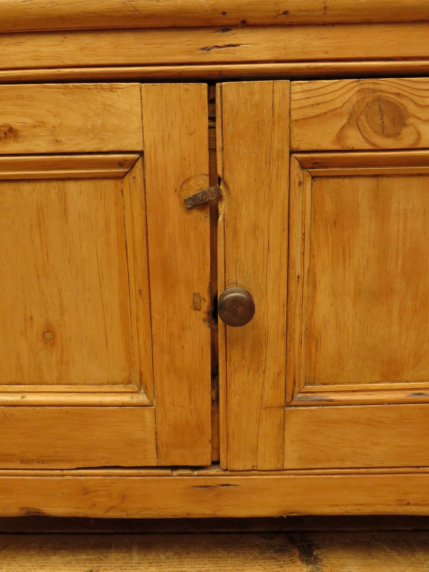 Victorian Pine Kitchen Dresser with Open Plate Rack