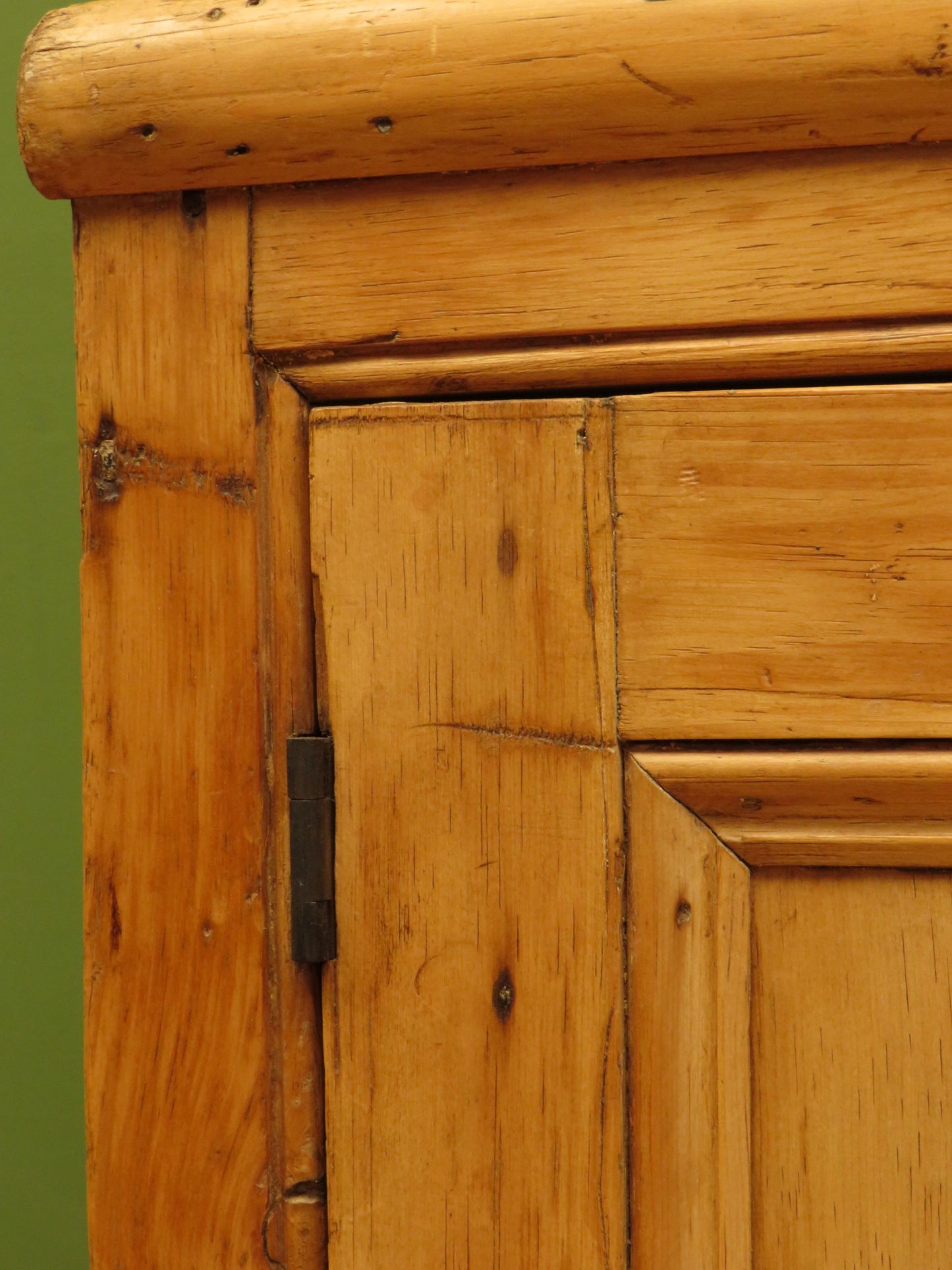 Victorian Pine Kitchen Dresser with Open Plate Rack