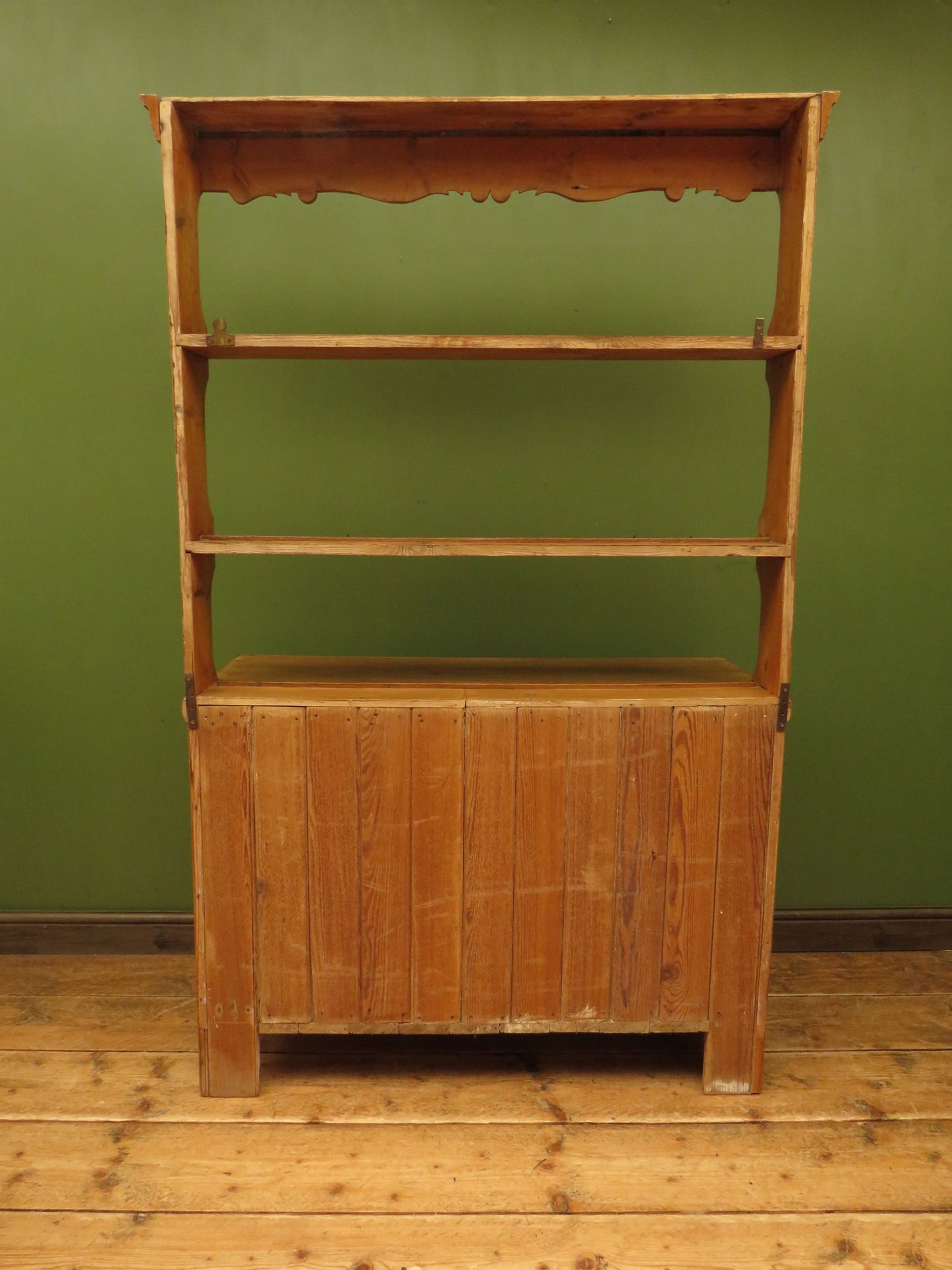 Victorian Pine Kitchen Dresser with Open Plate Rack