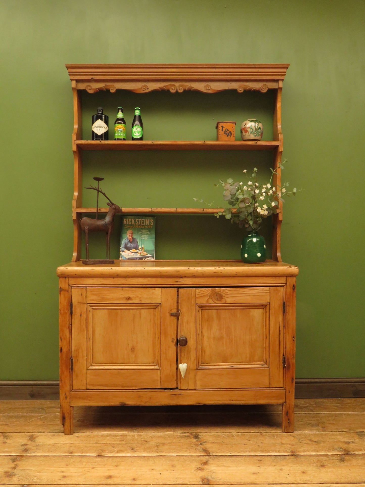 Victorian Pine Kitchen Dresser with Open Plate Rack