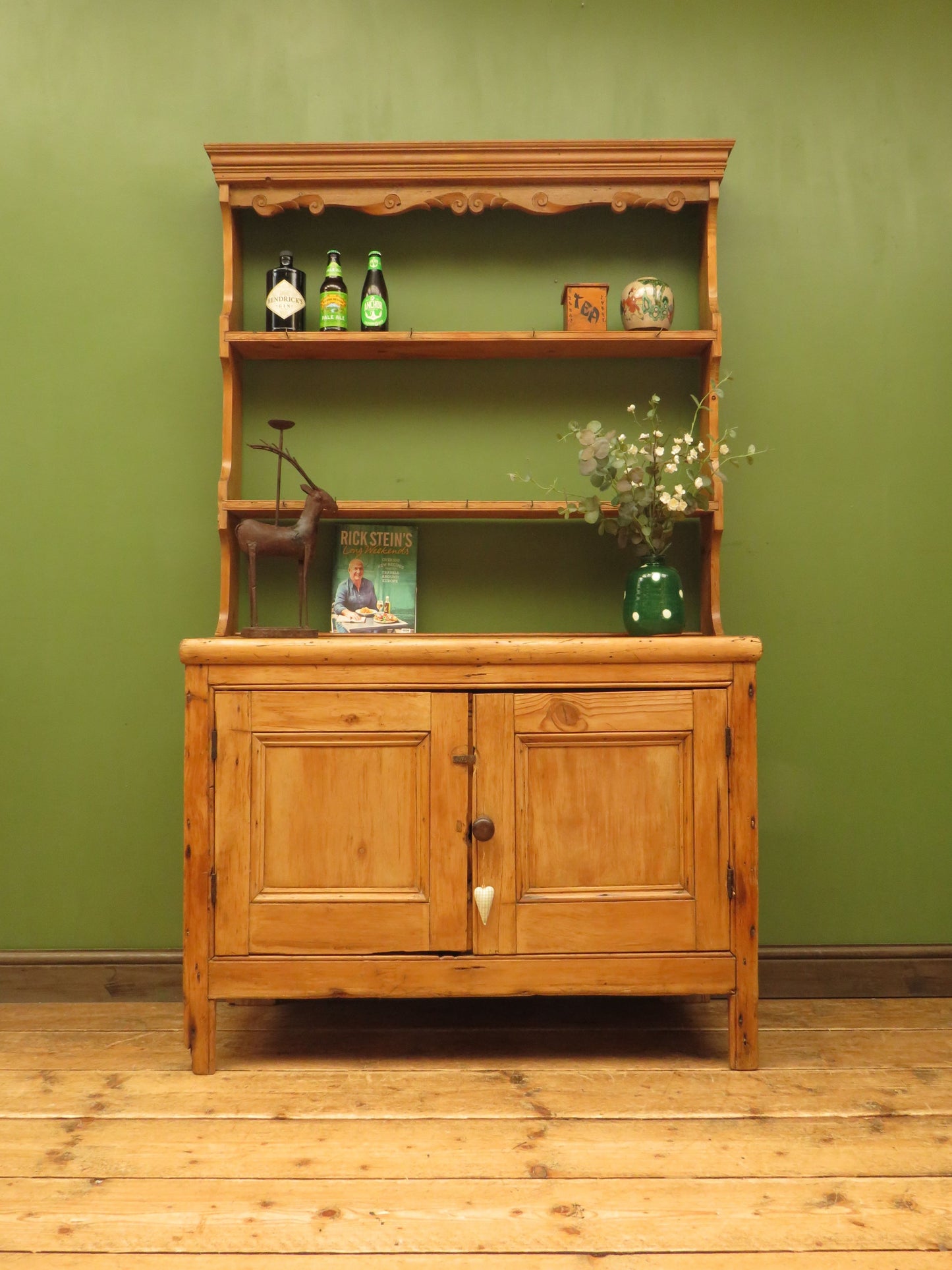 Victorian Pine Kitchen Dresser with Open Plate Rack