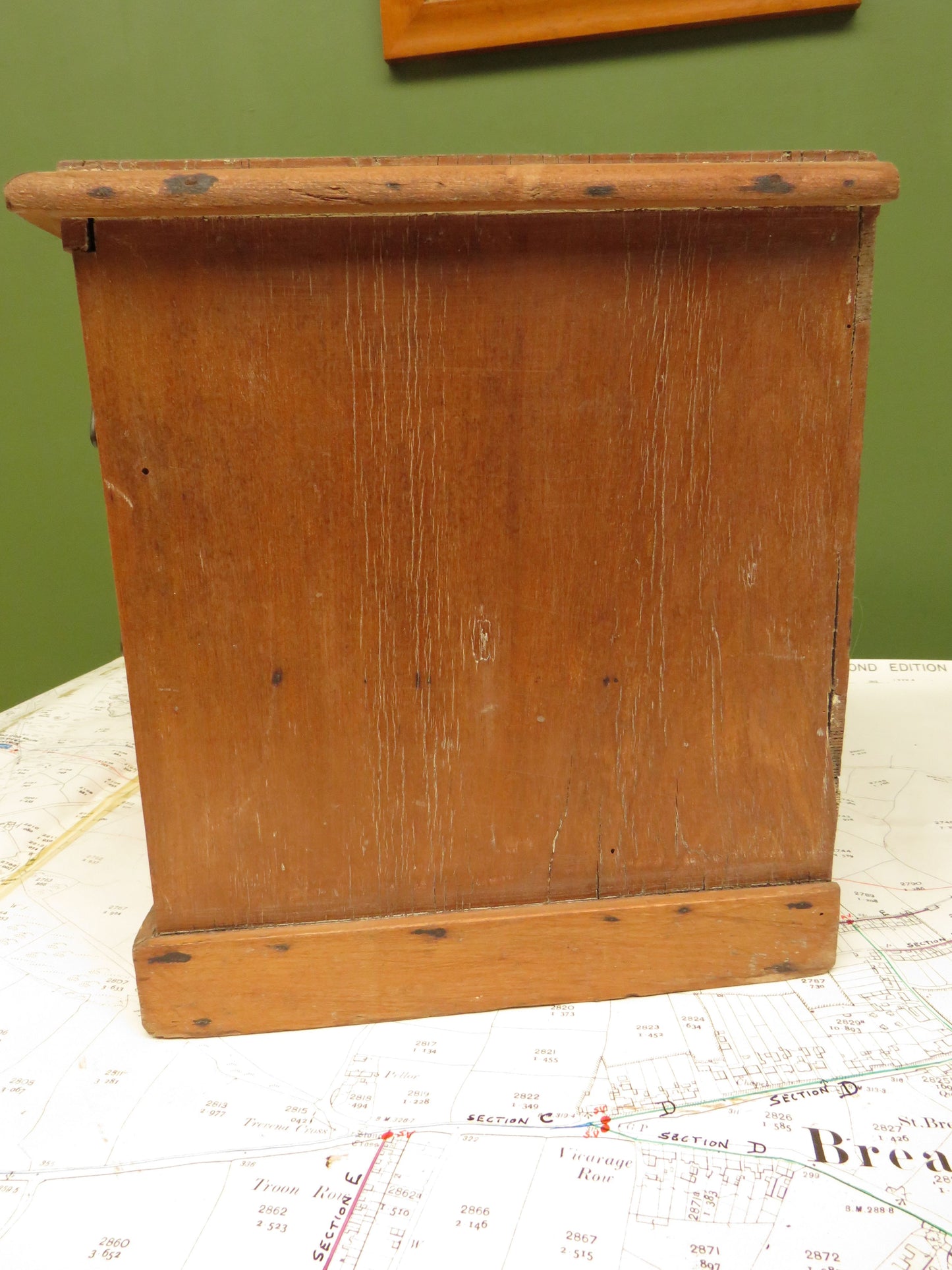 Vintage Table Top Haberdashery chest for cotton reels