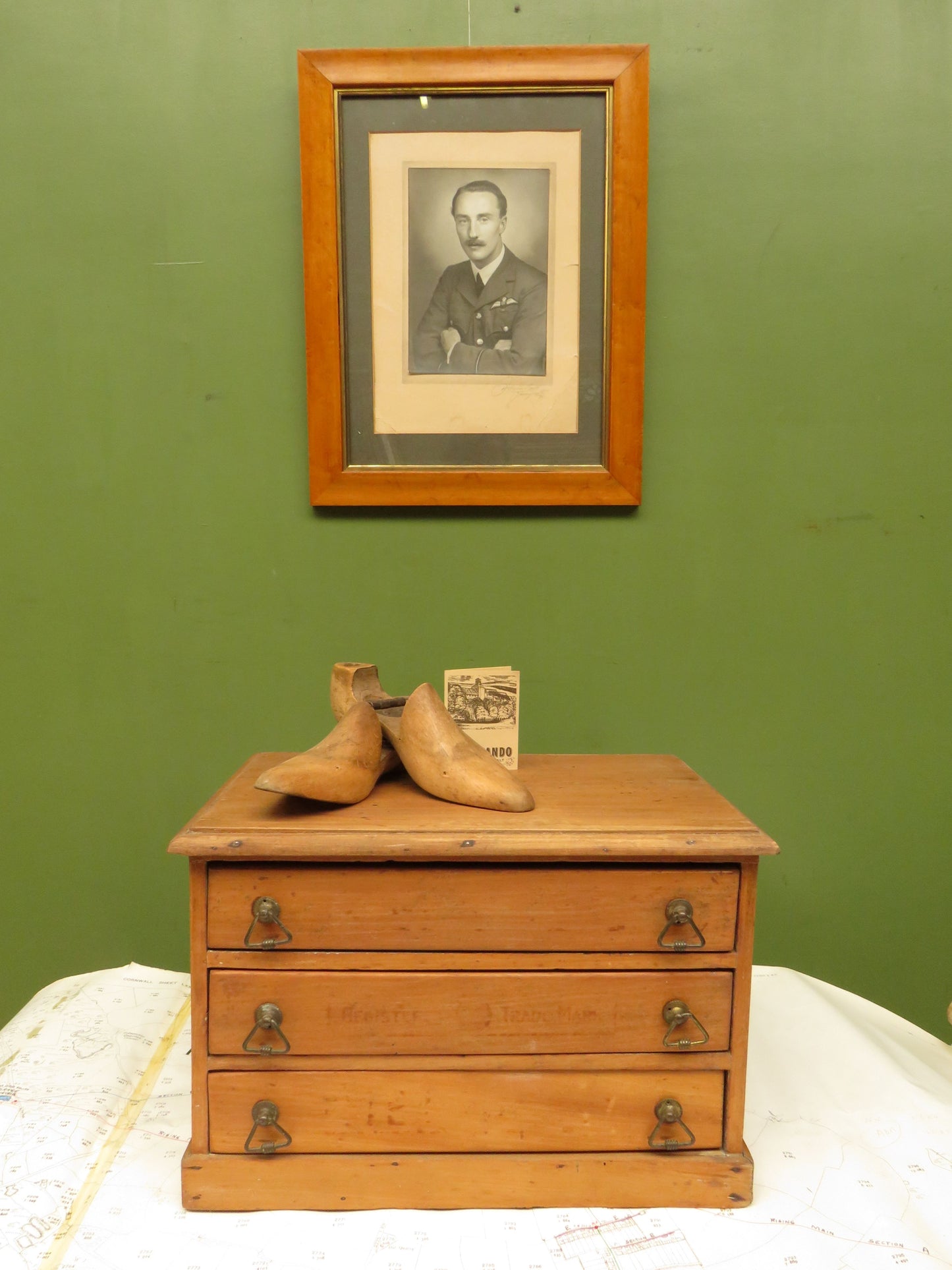 Vintage Table Top Haberdashery chest for cotton reels