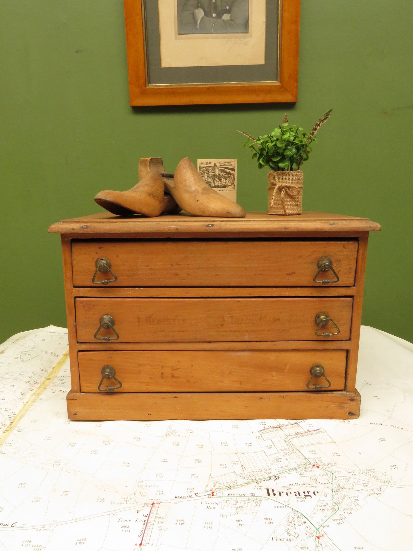 Vintage Table Top Haberdashery chest for cotton reels