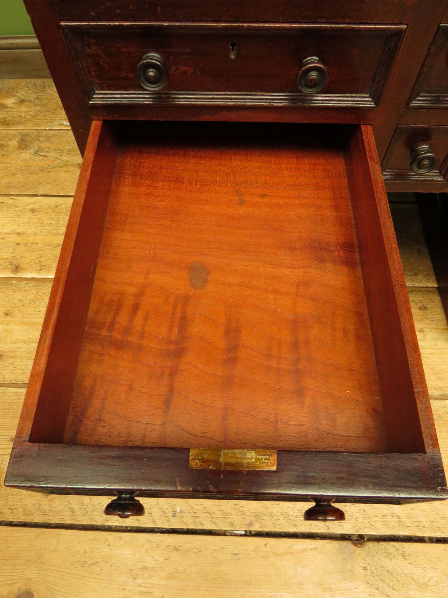 Victorian Mahogany Dentists Kneehole Work Chest With Opaque Glass Top