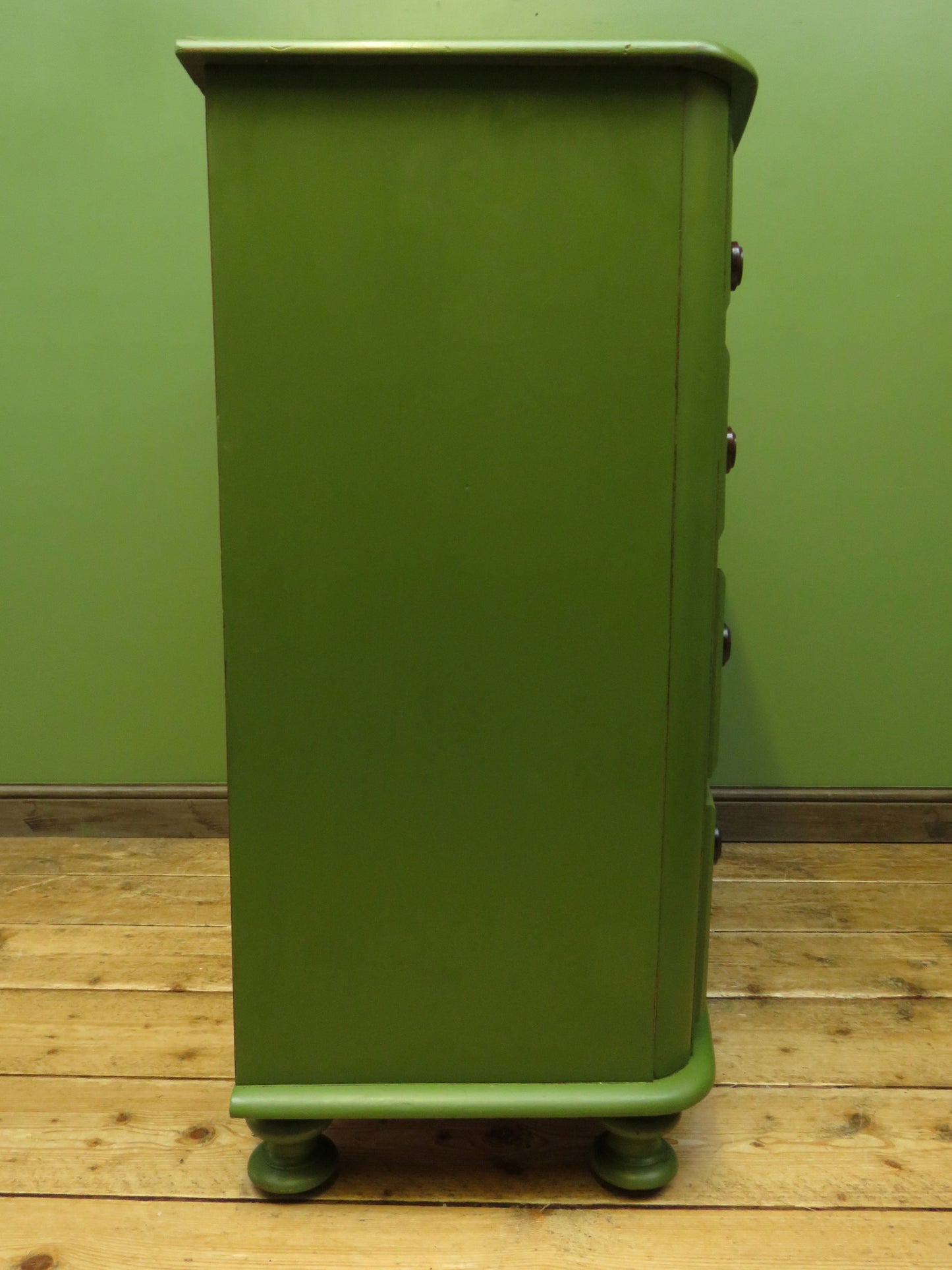 Antique Green Bow Chest of Drawers