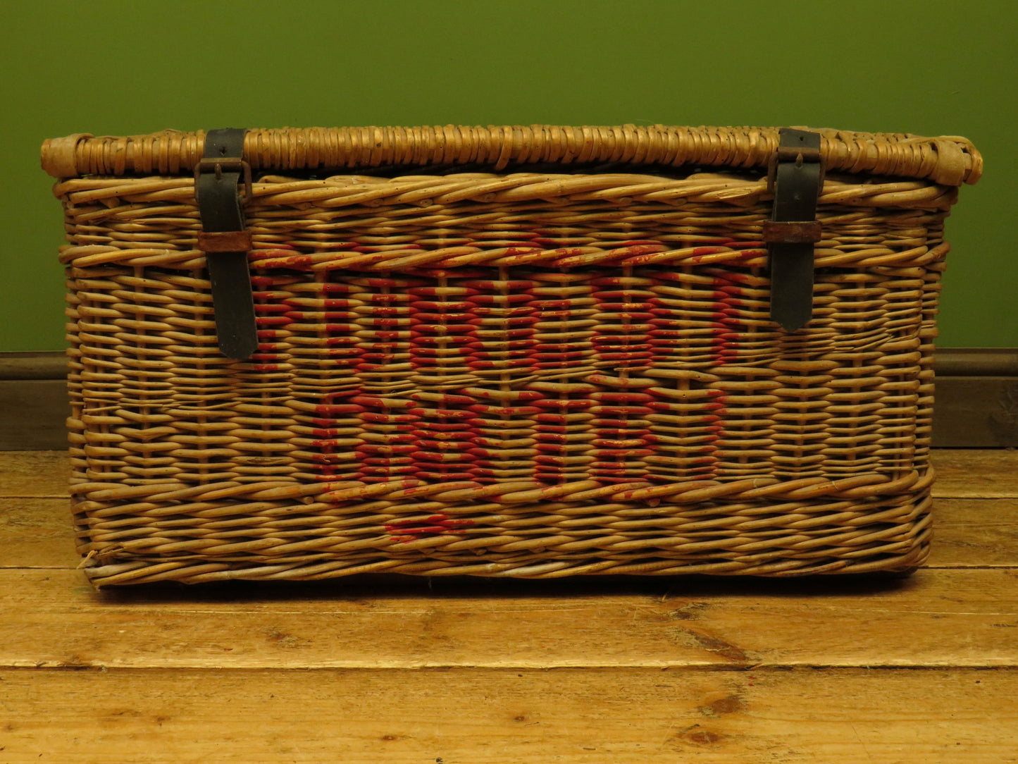 Large Vintage Wicker Hamper Basket