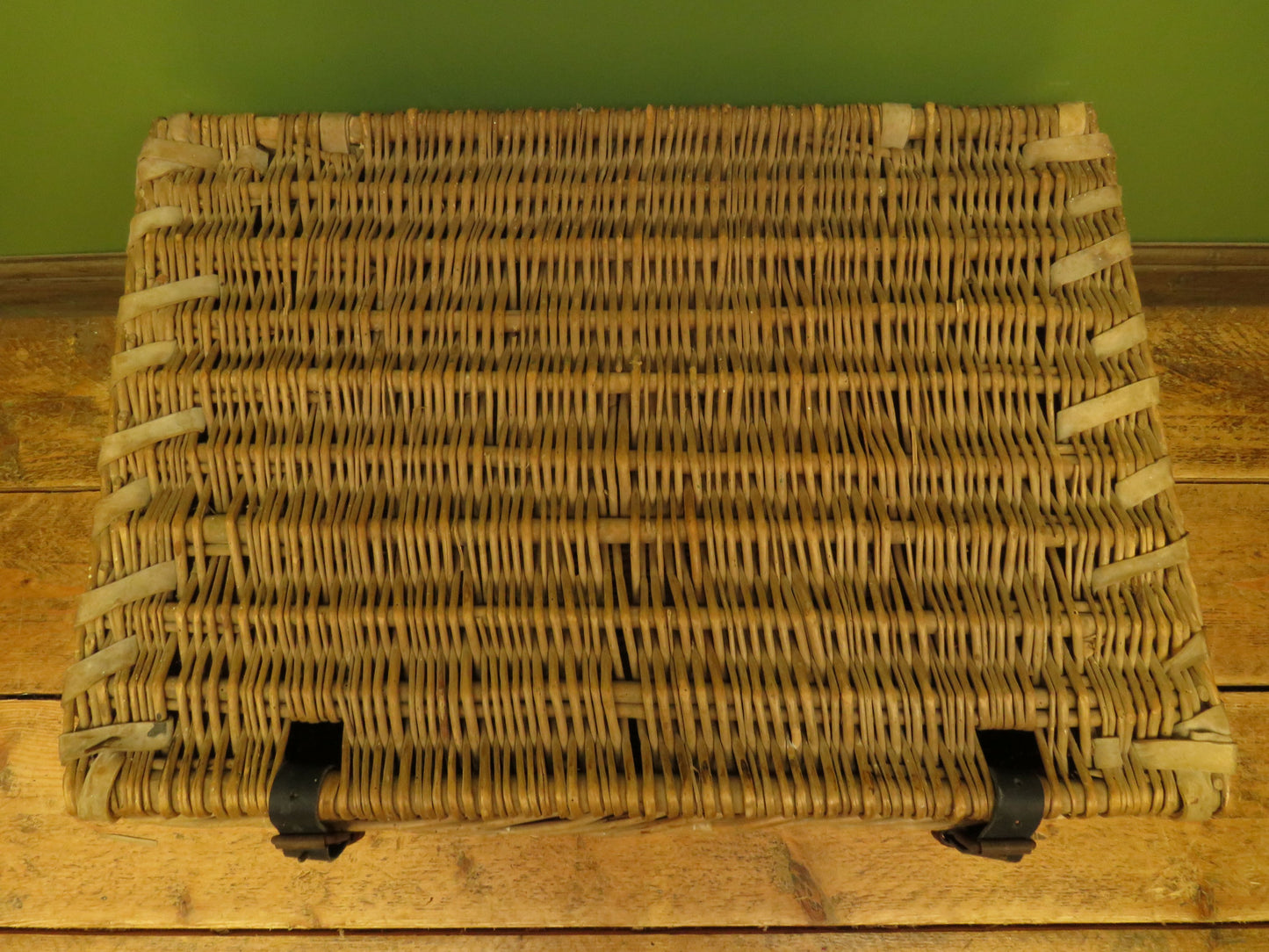 Large Vintage Wicker Hamper Basket