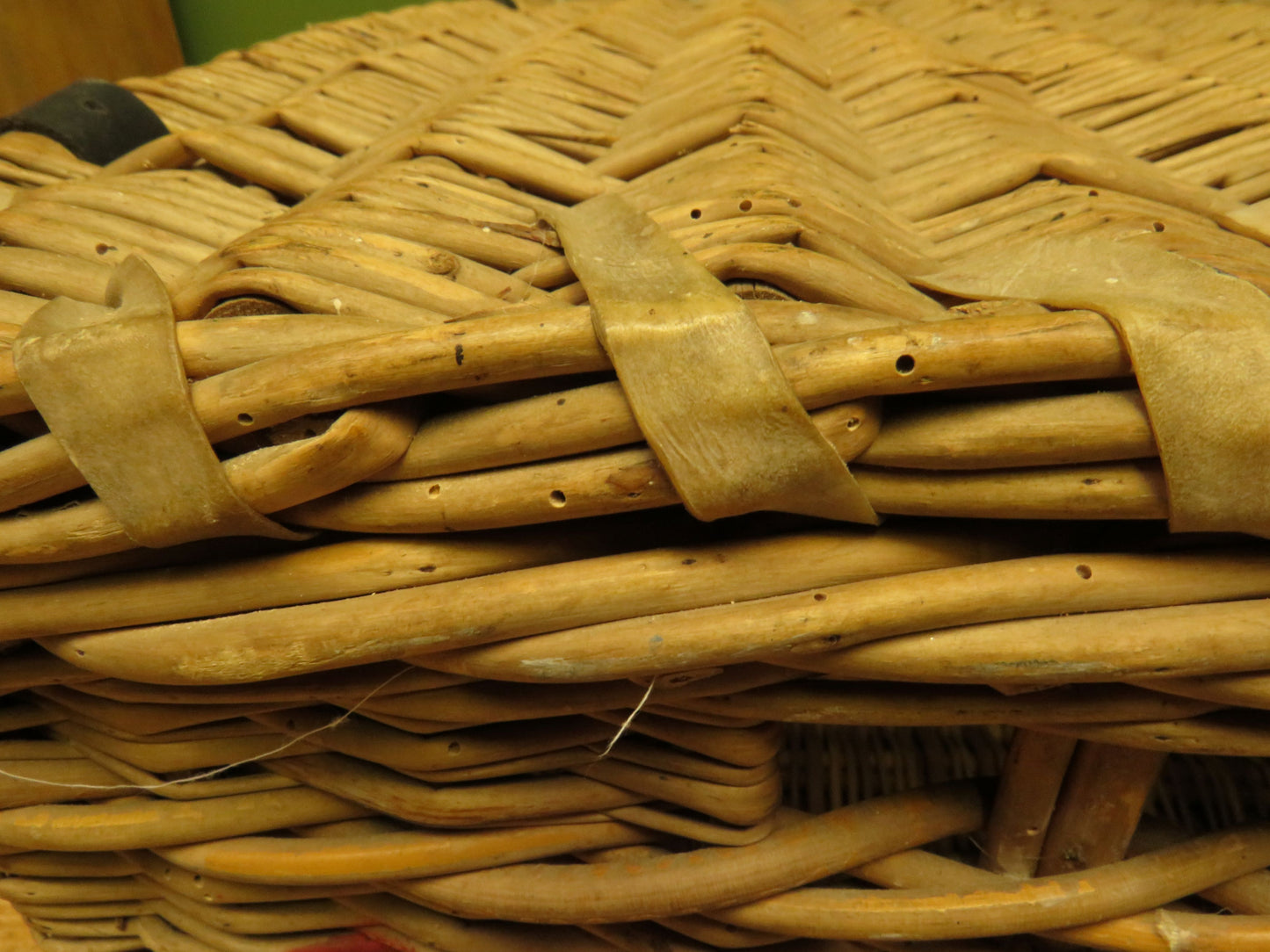 Large Vintage Wicker Hamper Basket
