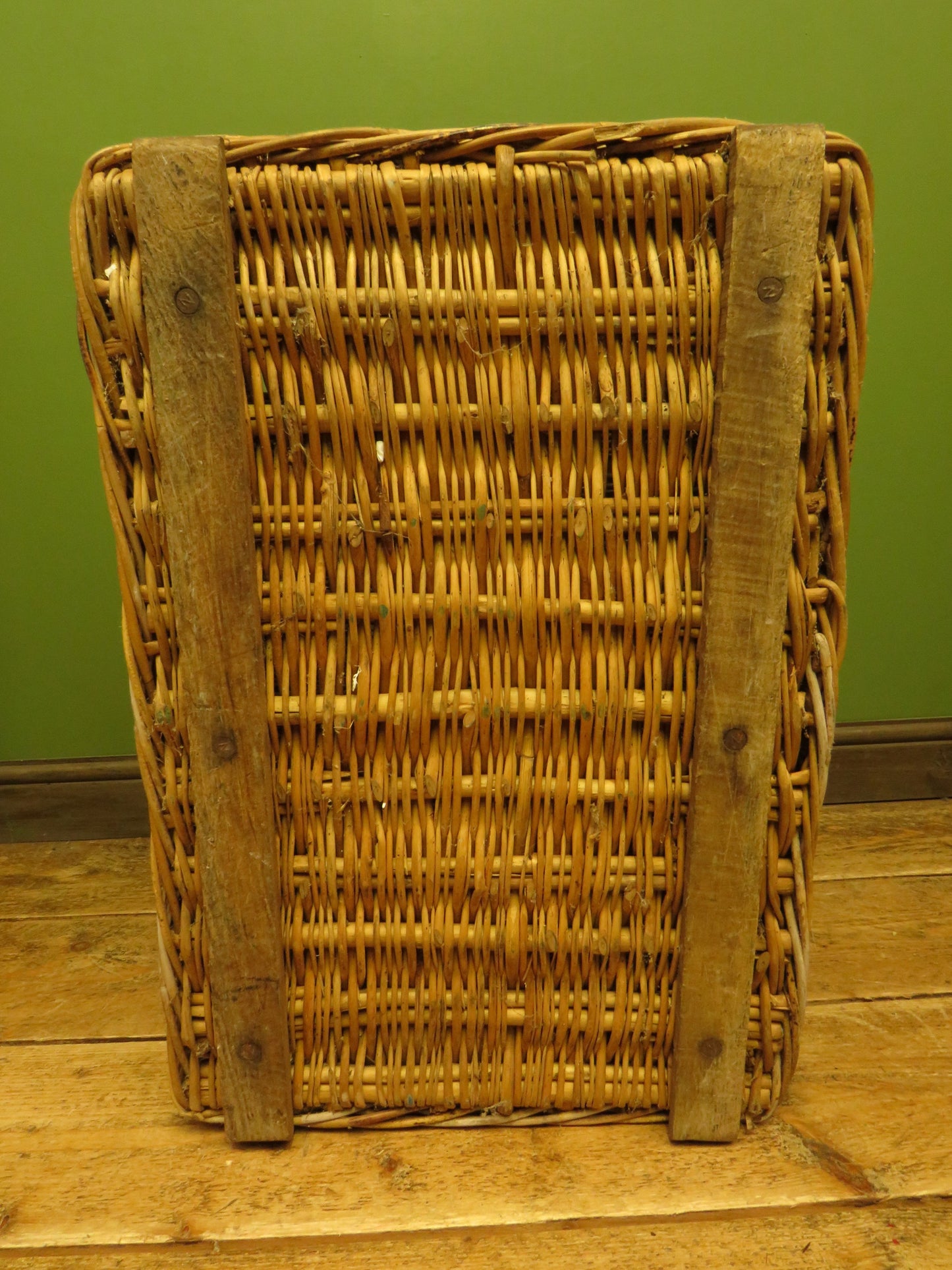 Large Vintage Wicker Hamper Basket