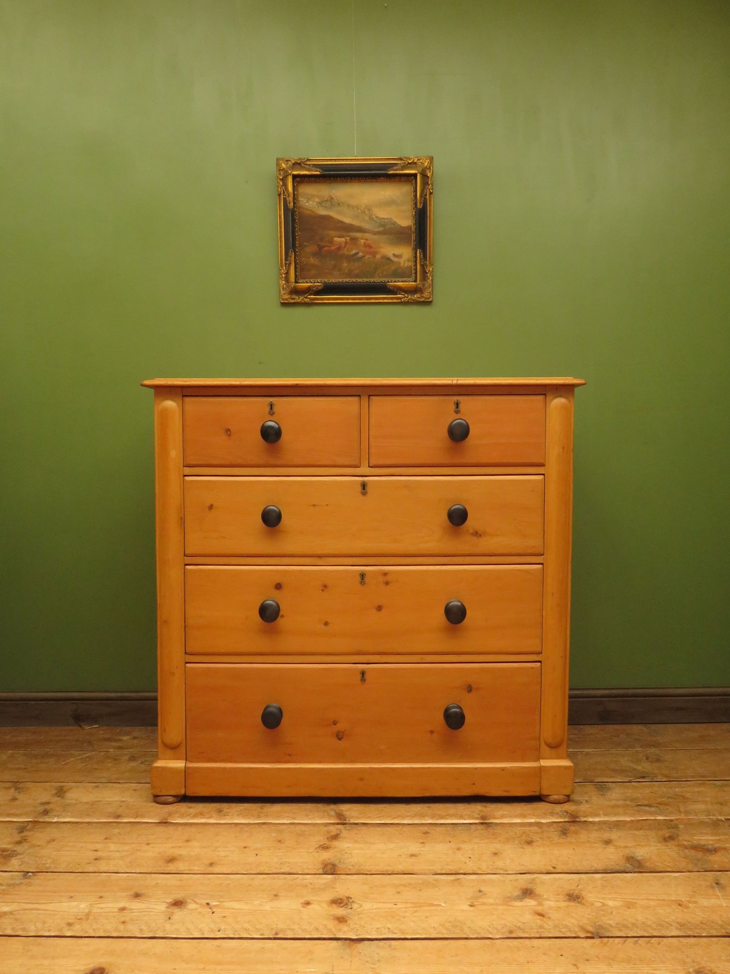 Large Victorian Pine Chest of Drawers