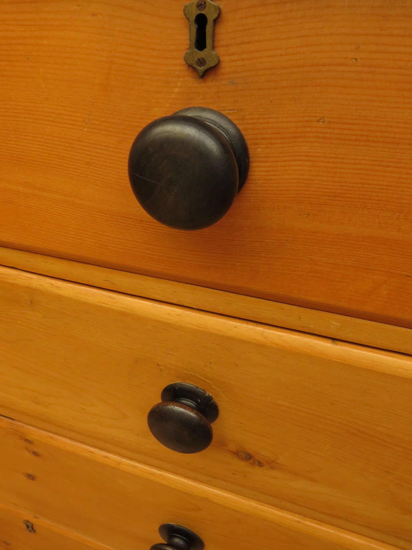 Large Victorian Pine Chest of Drawers