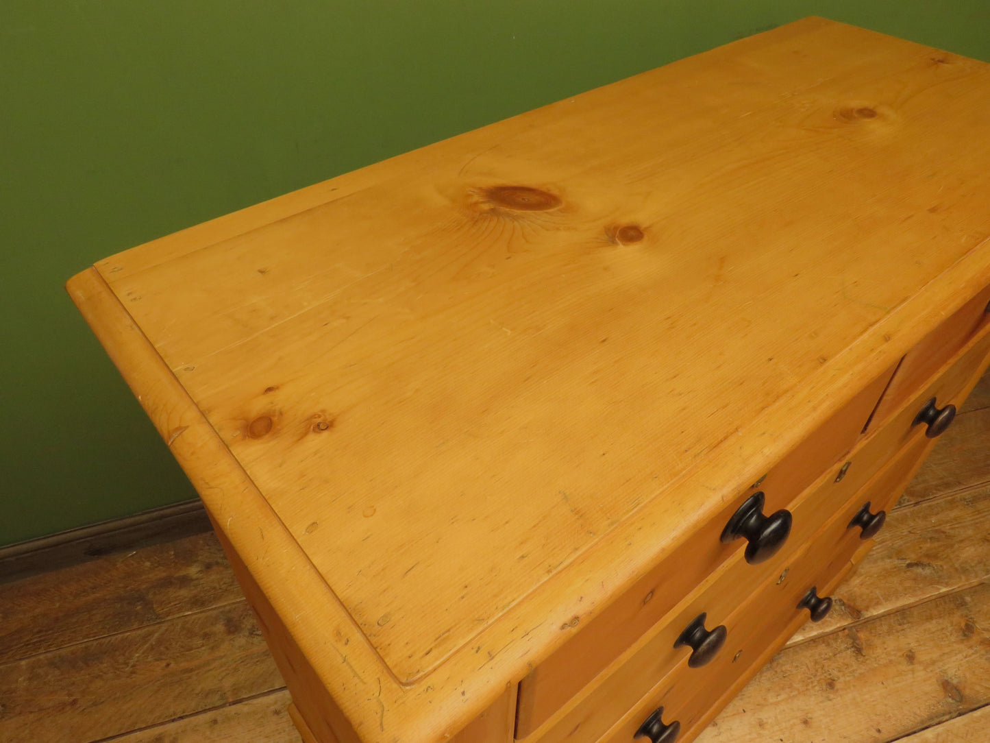 Large Victorian Pine Chest of Drawers