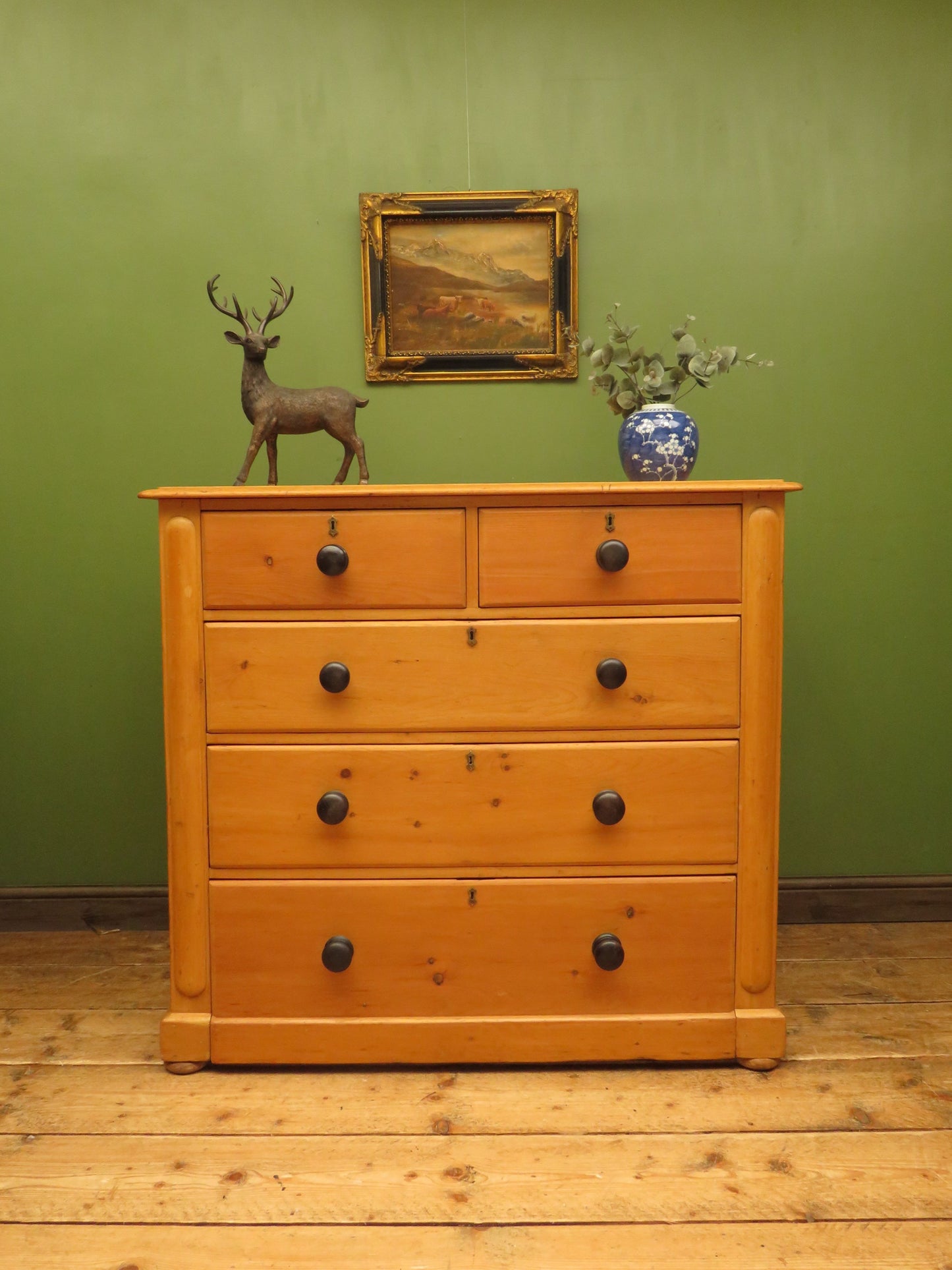 Large Victorian Pine Chest of Drawers