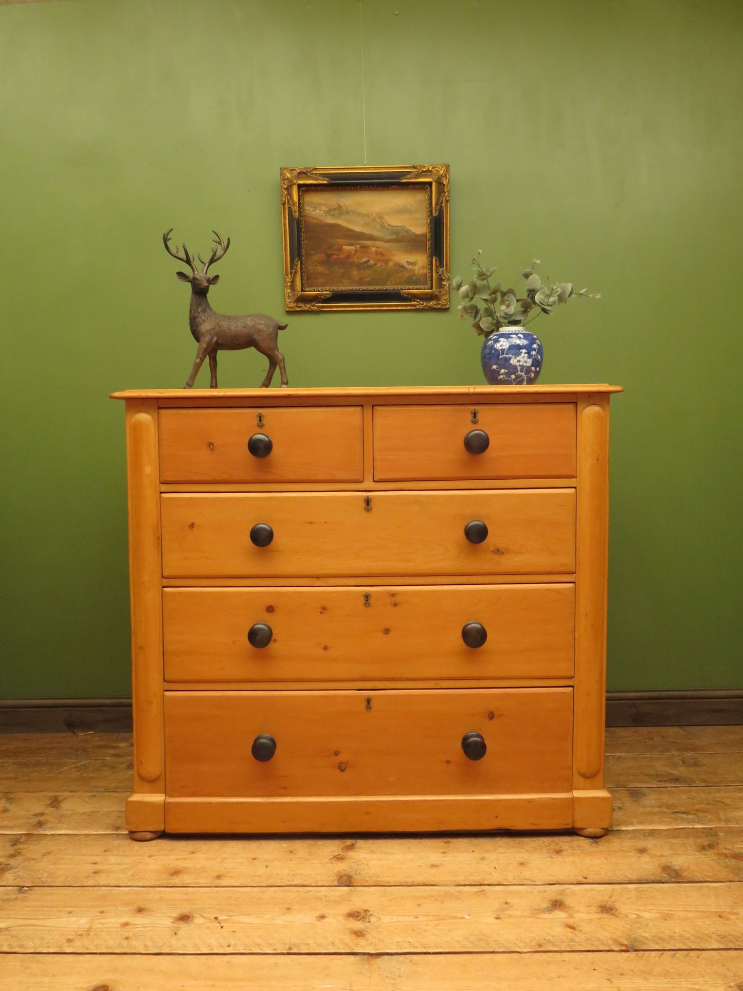 Large Victorian Pine Chest of Drawers