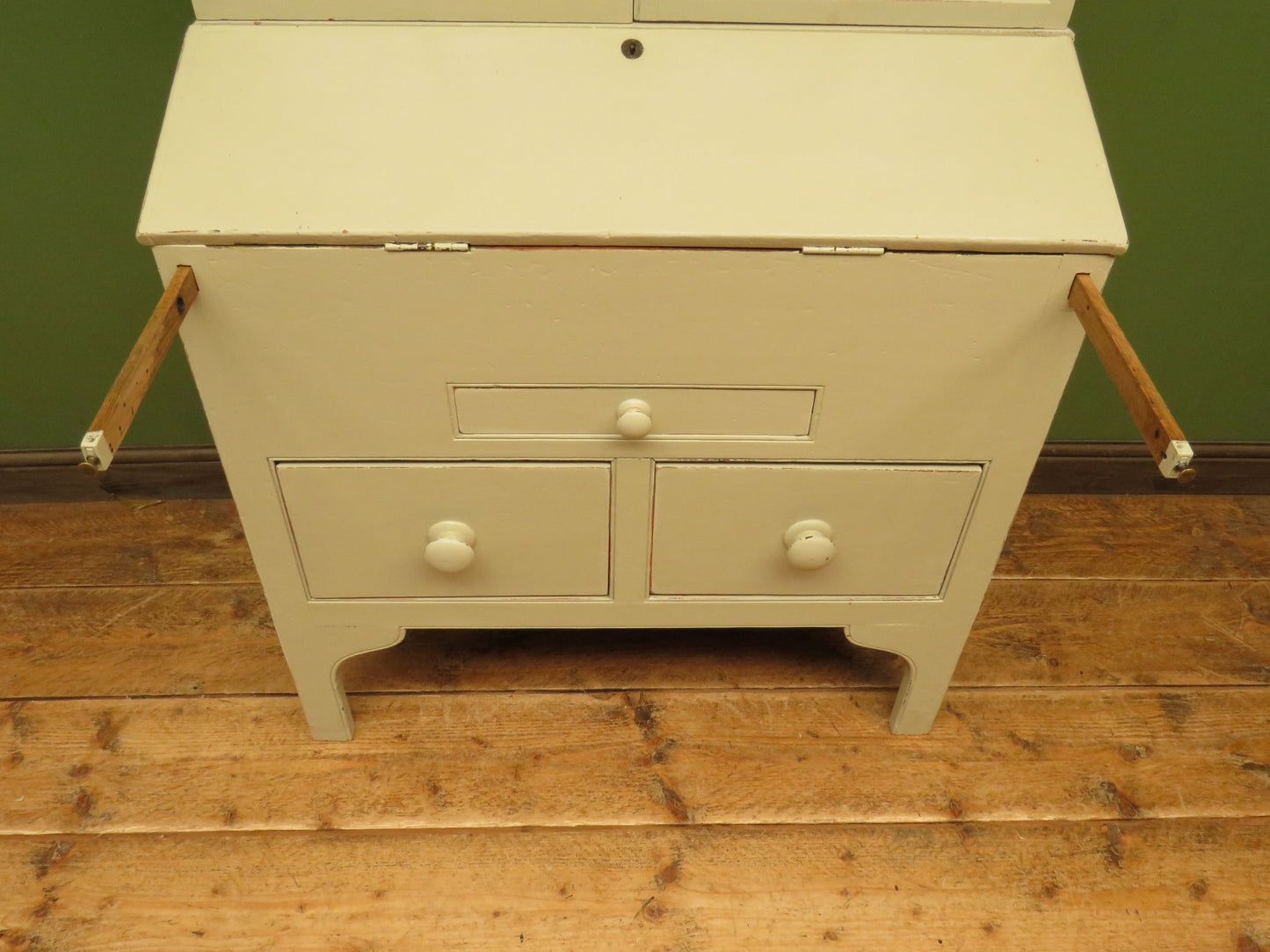 Country Shabby Chic Bureau Bookcase with Glazed Top