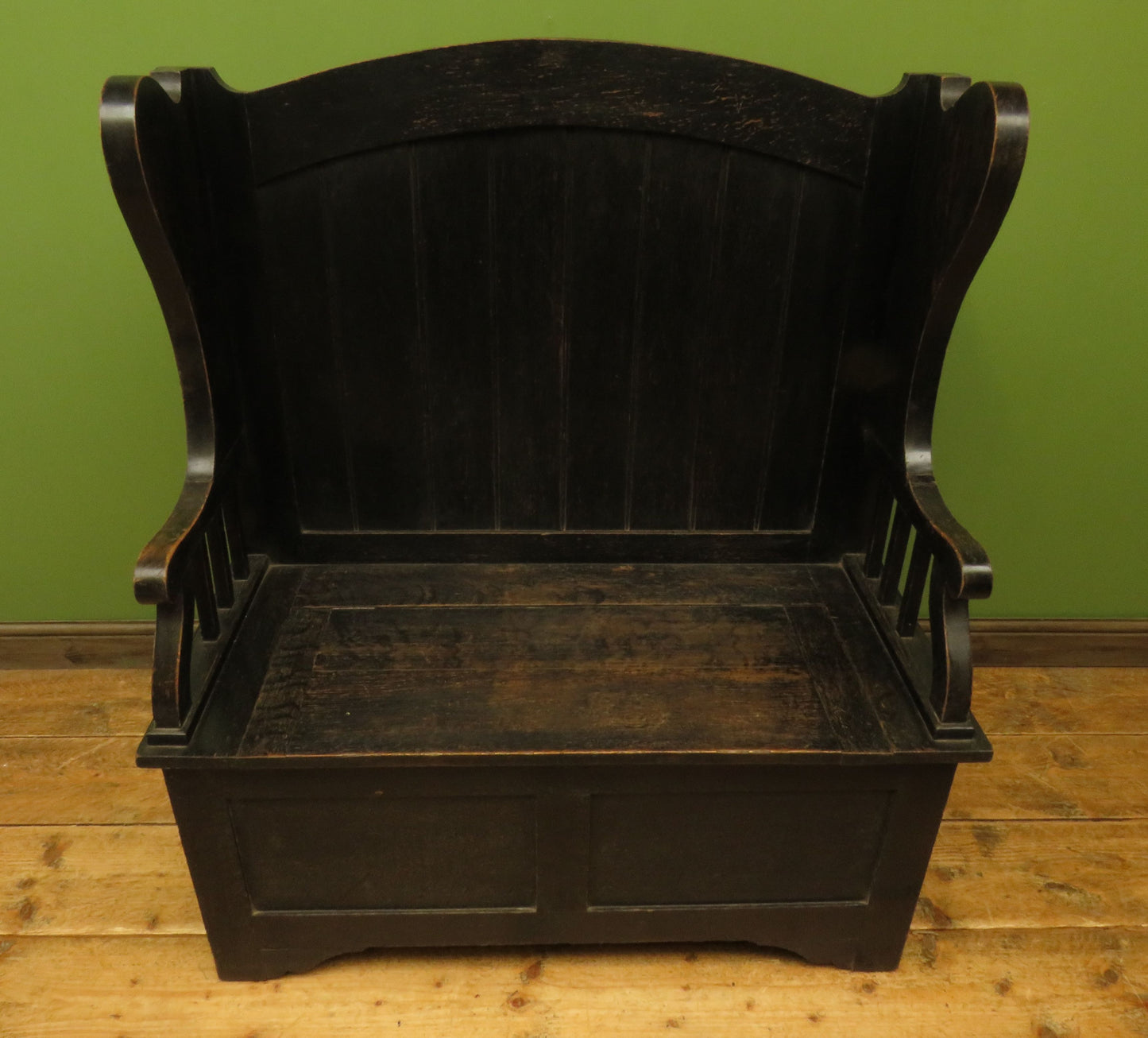 Arts and Crafts Oak Tavern Bench with Locker seat