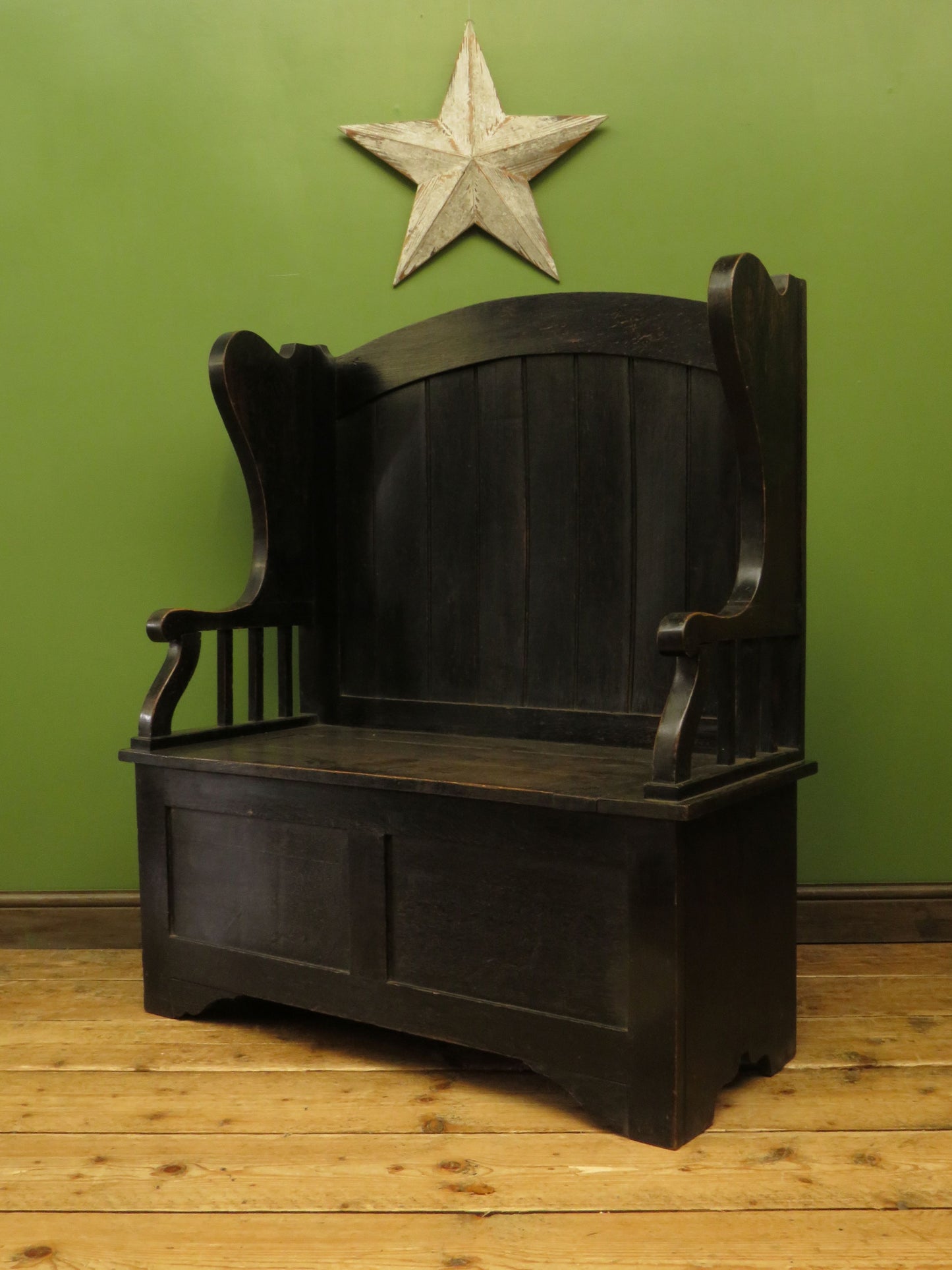 Arts and Crafts Oak Tavern Bench with Locker seat