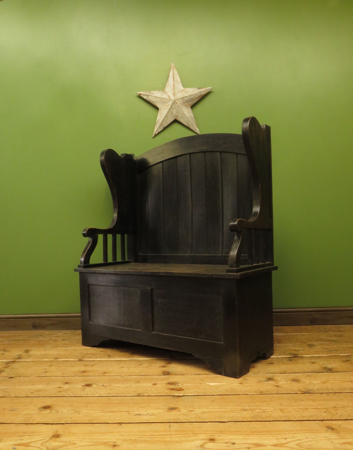 Arts and Crafts Oak Tavern Bench with Locker seat