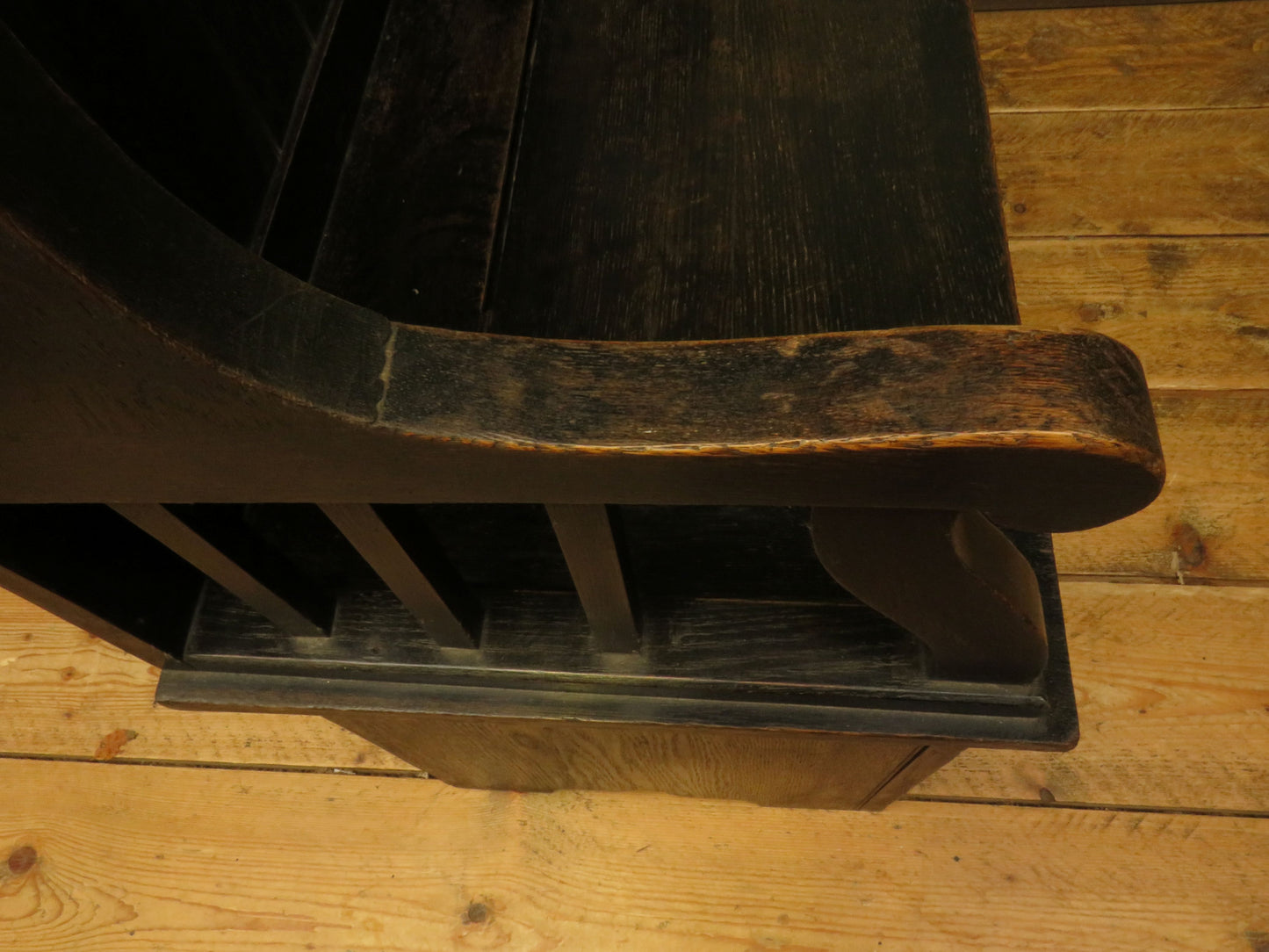 Arts and Crafts Oak Tavern Bench with Locker seat