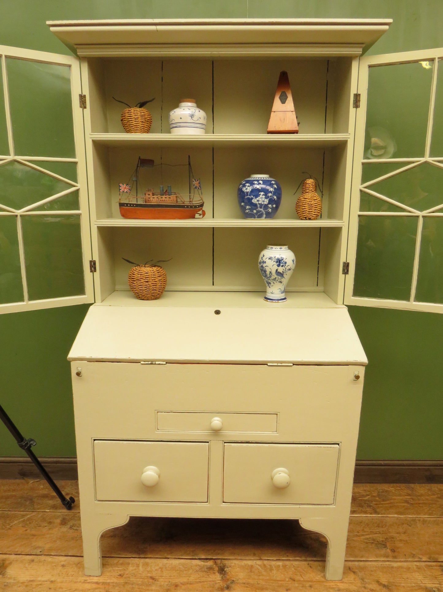 Country Shabby Chic Bureau Bookcase with Glazed Top