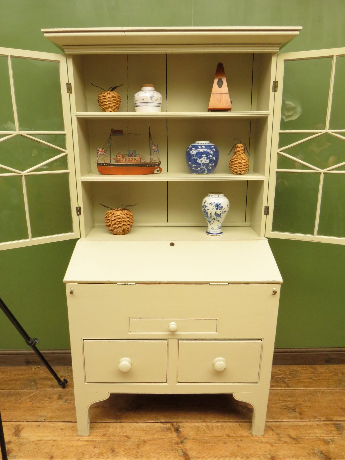 Country Shabby Chic Bureau Bookcase with Glazed Top