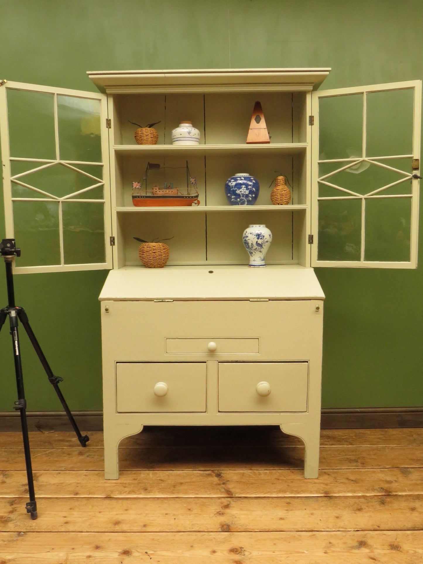 Country Shabby Chic Bureau Bookcase with Glazed Top