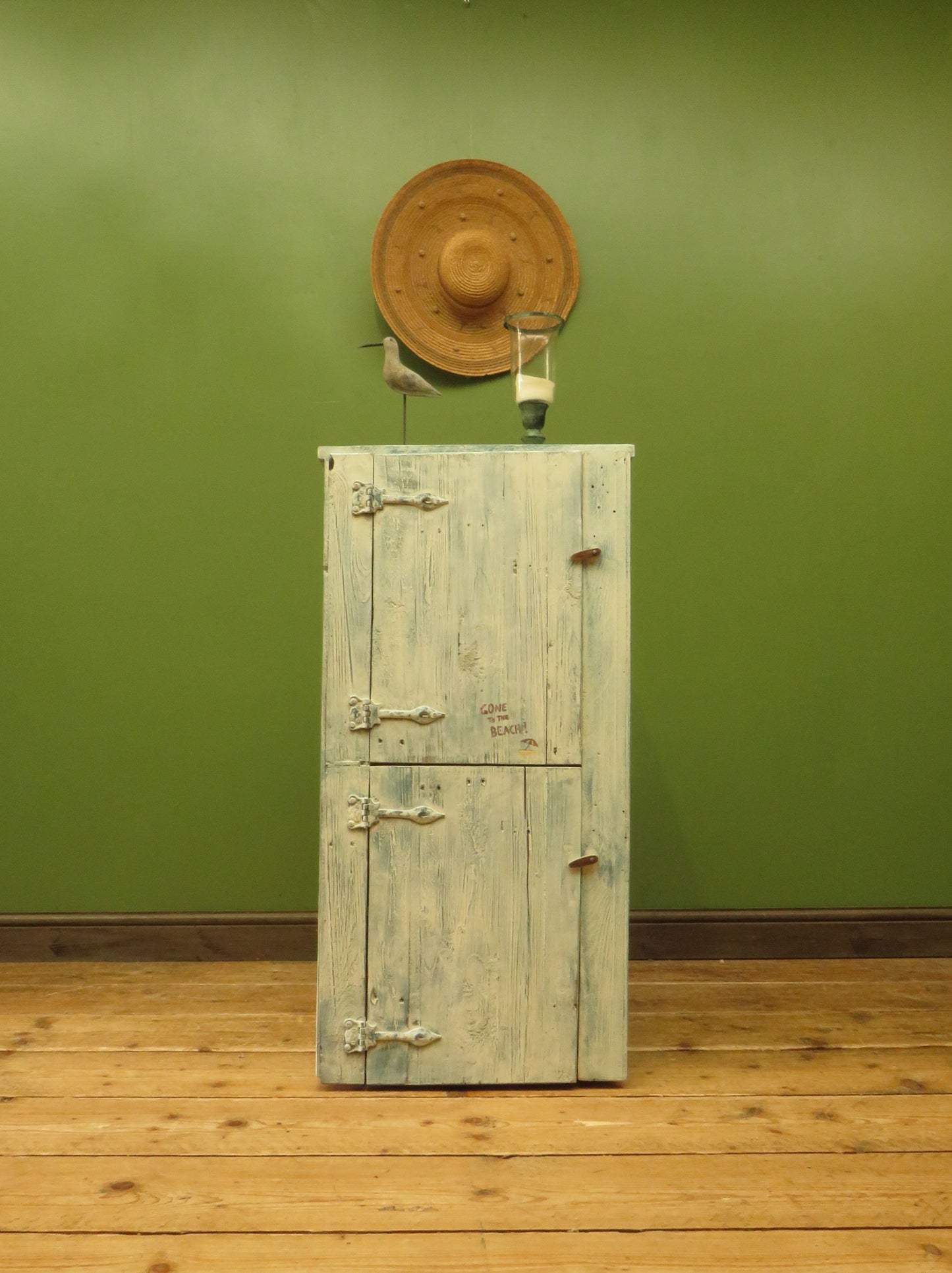 Beach Hut Style Locker Cupboard