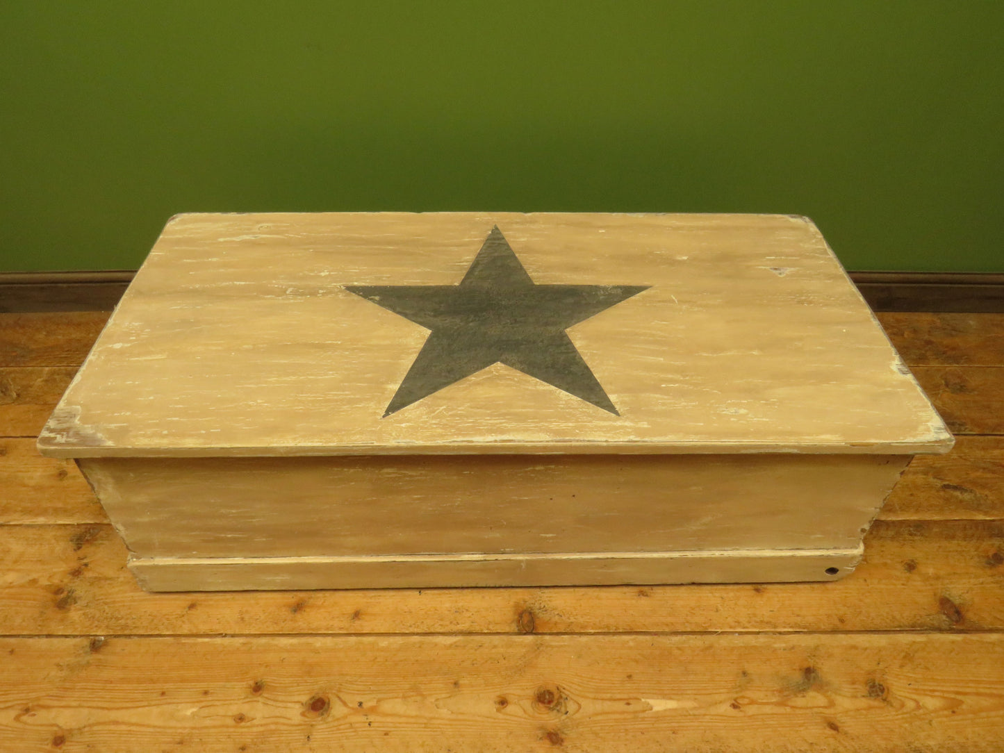 Folk Art Painted Blanket Box with Barn Star Design