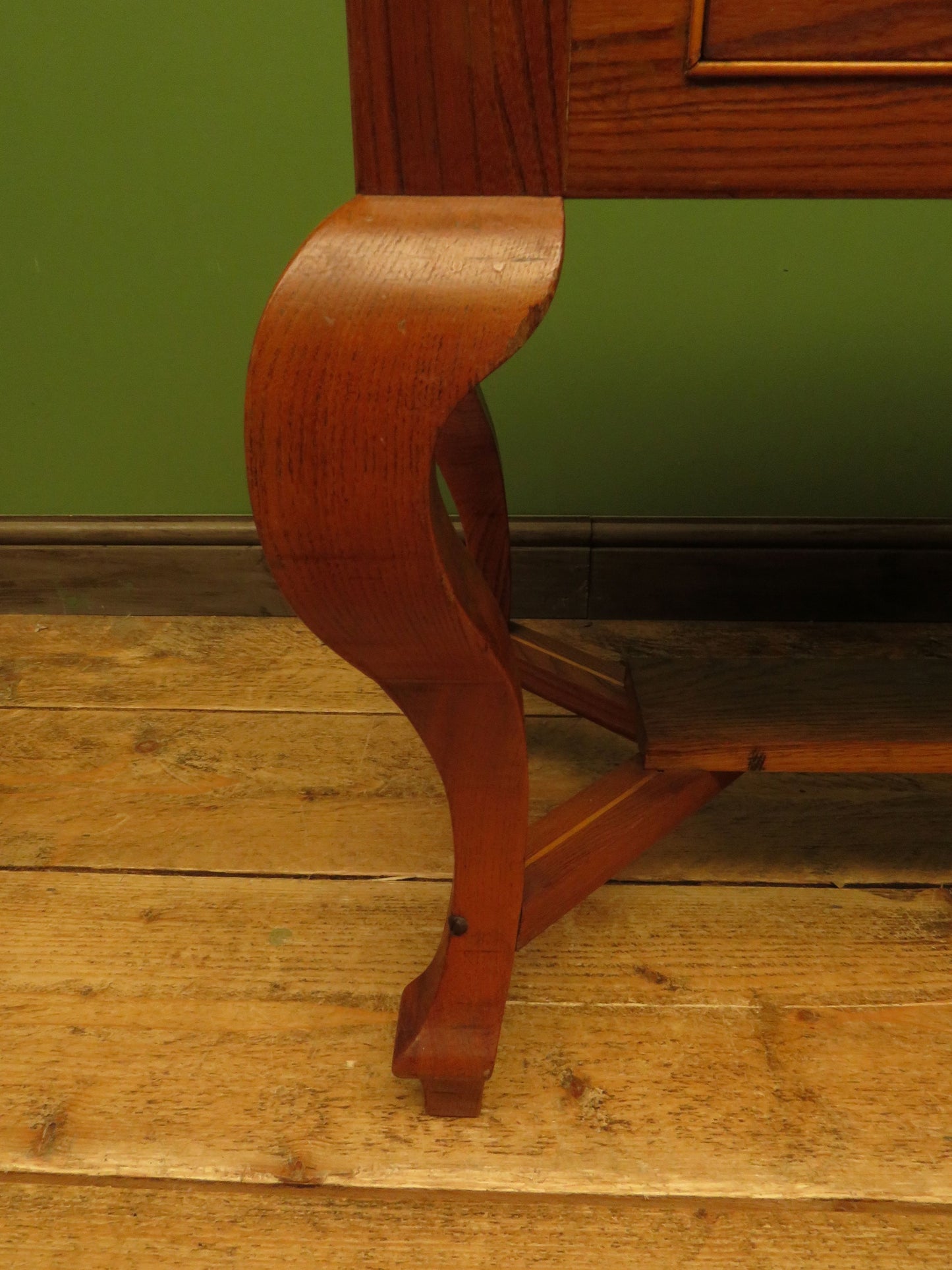 Luggage stand side table with lockable drawer