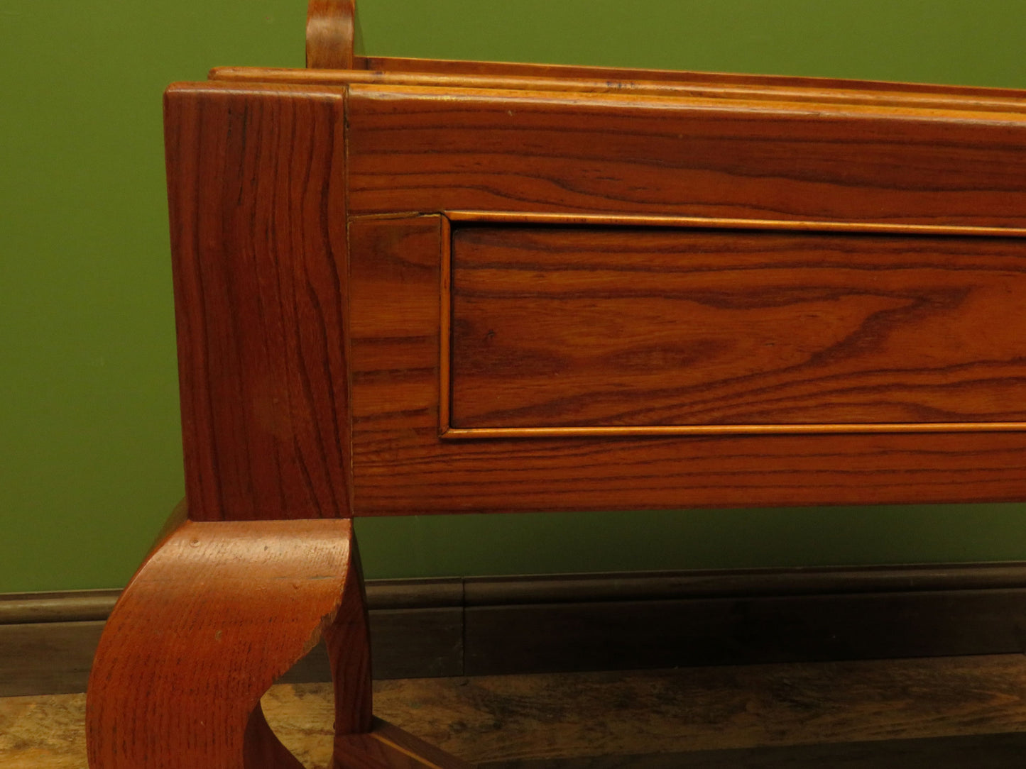 Luggage stand side table with lockable drawer