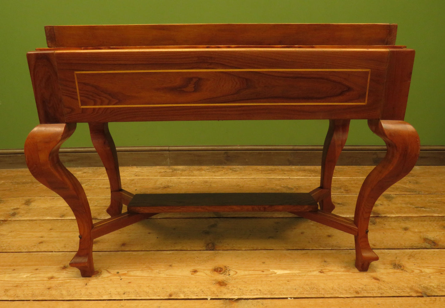 Luggage stand side table with lockable drawer