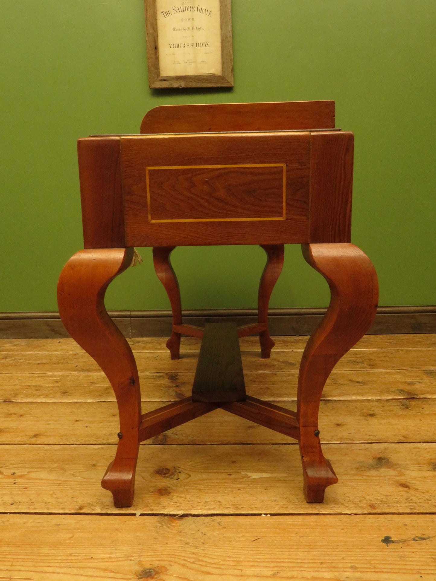 Luggage stand side table with lockable drawer