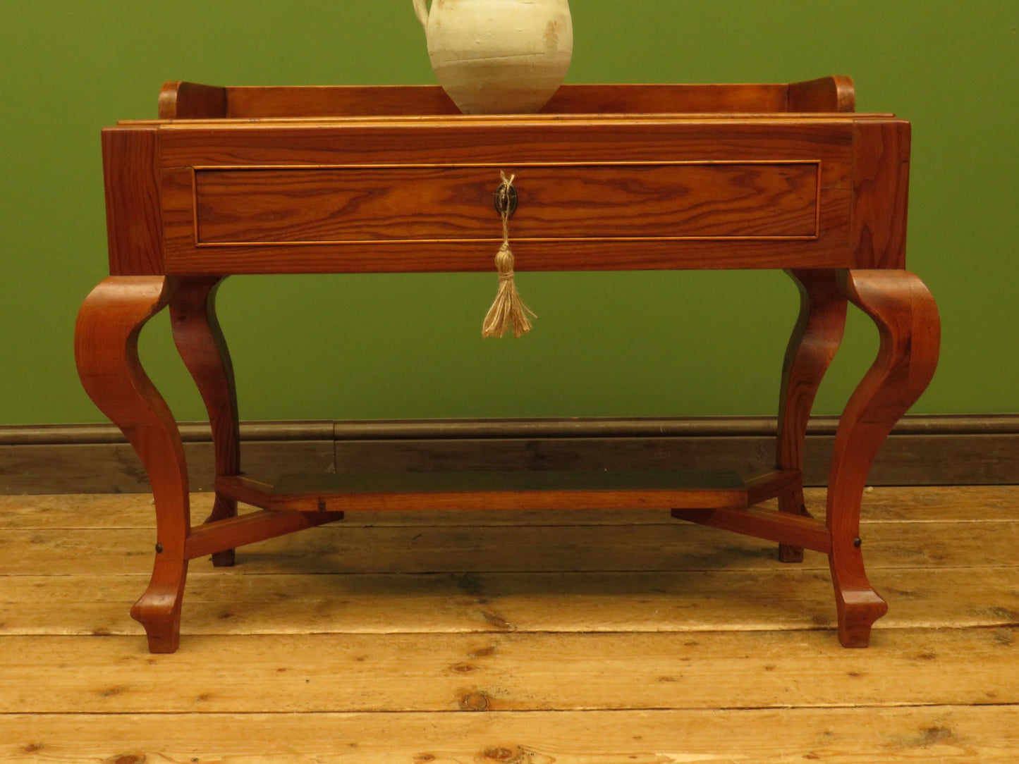 Luggage stand side table with lockable drawer