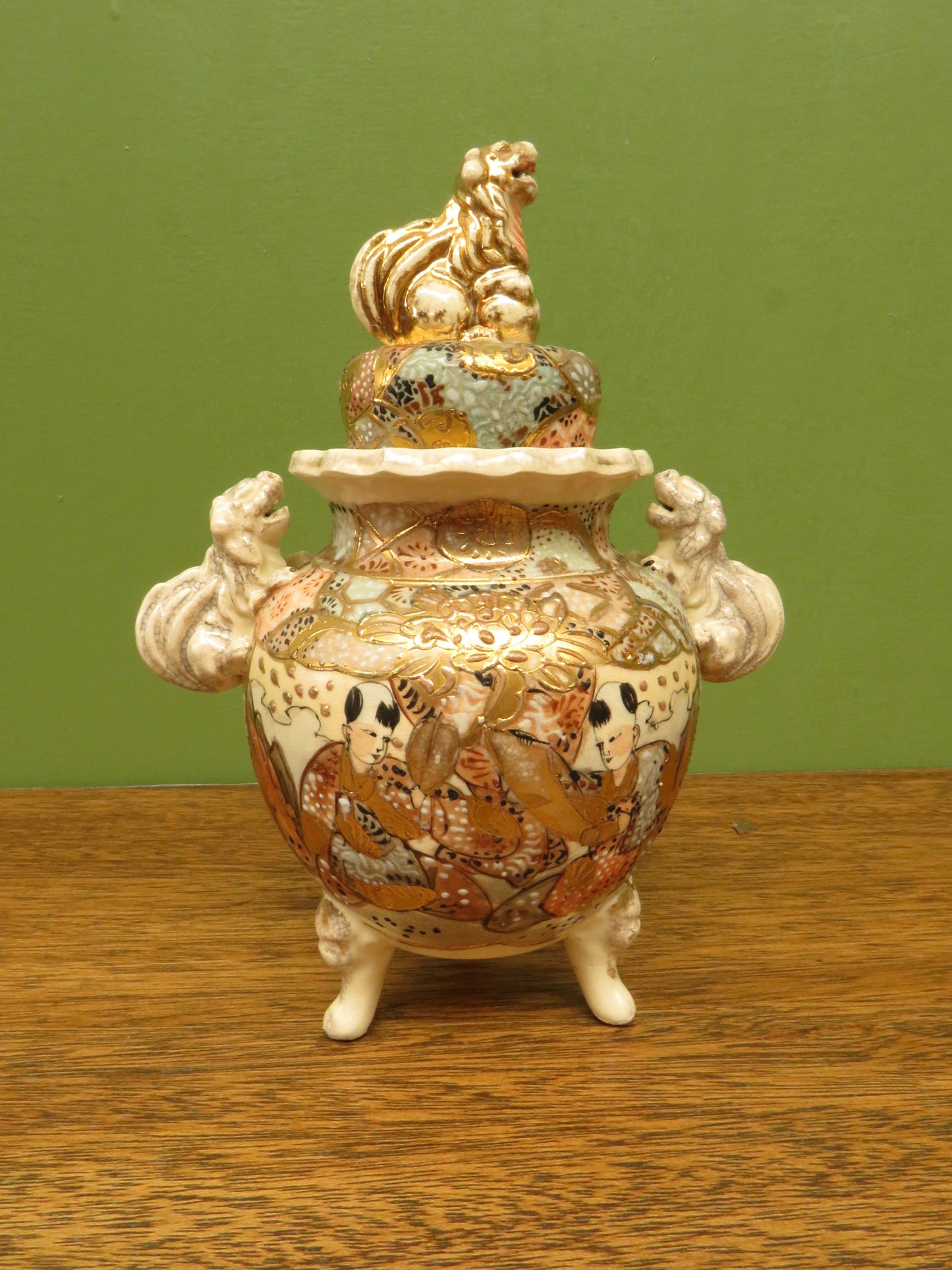 Japanese late Satsuma lidded censer with Moriage decoration & Foo dog handles