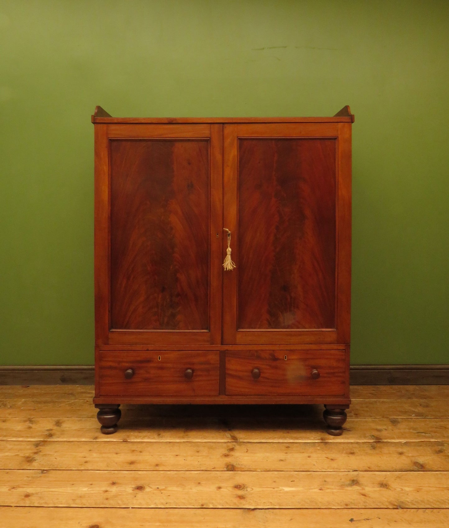 Antique Irish Linen Press Cupboard from Merrion Castle, Dublin