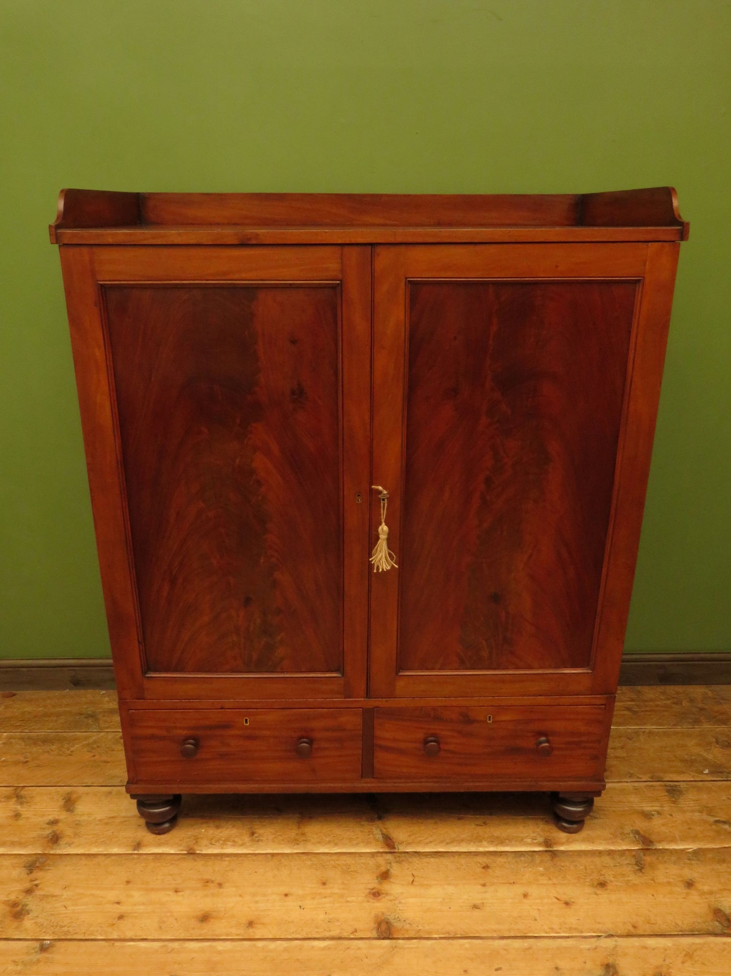 Antique Irish Linen Press Cupboard from Merrion Castle, Dublin