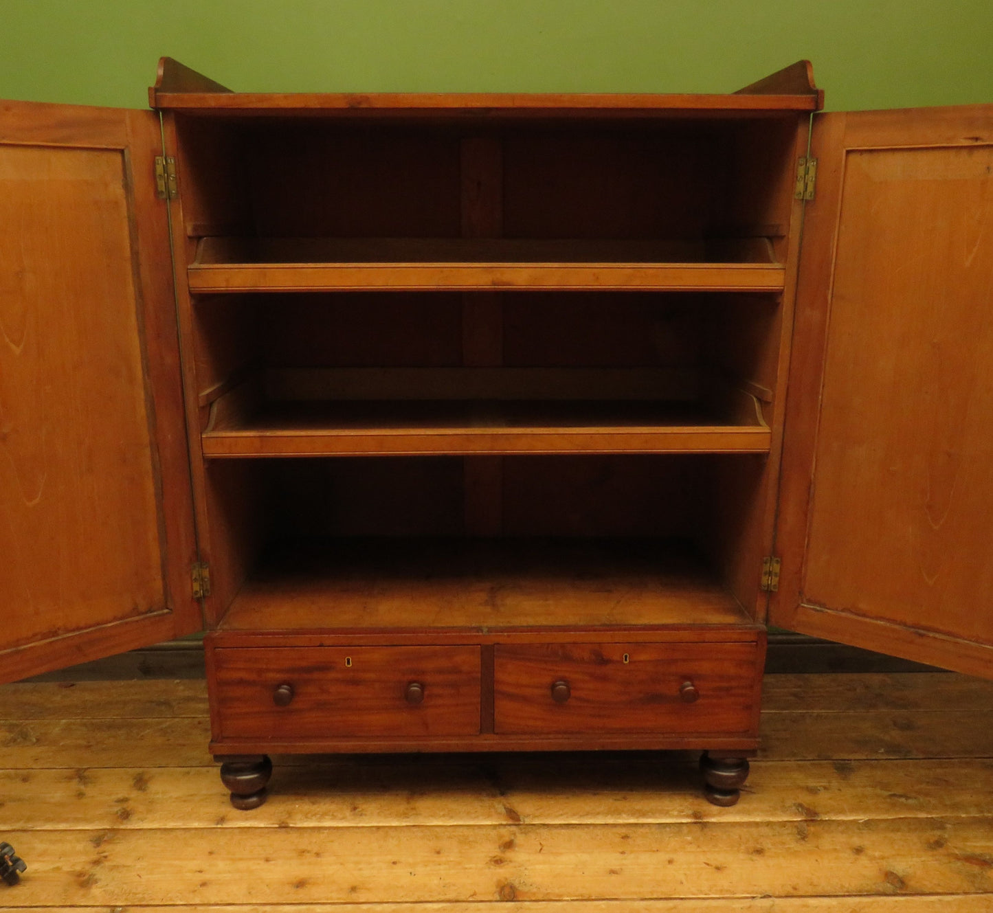 Antique Irish Linen Press Cupboard from Merrion Castle, Dublin