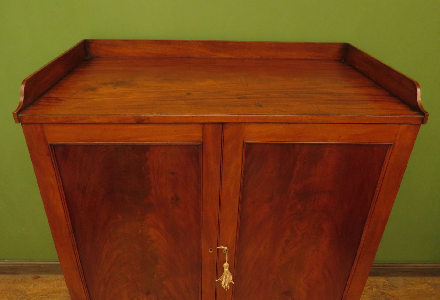 Antique Irish Linen Press Cupboard from Merrion Castle, Dublin