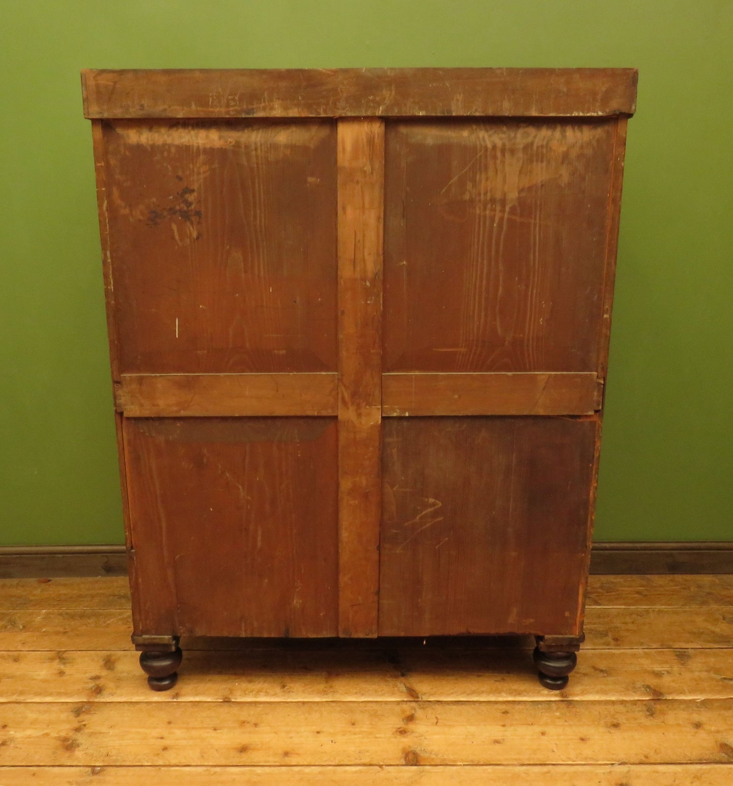 Antique Irish Linen Press Cupboard from Merrion Castle, Dublin