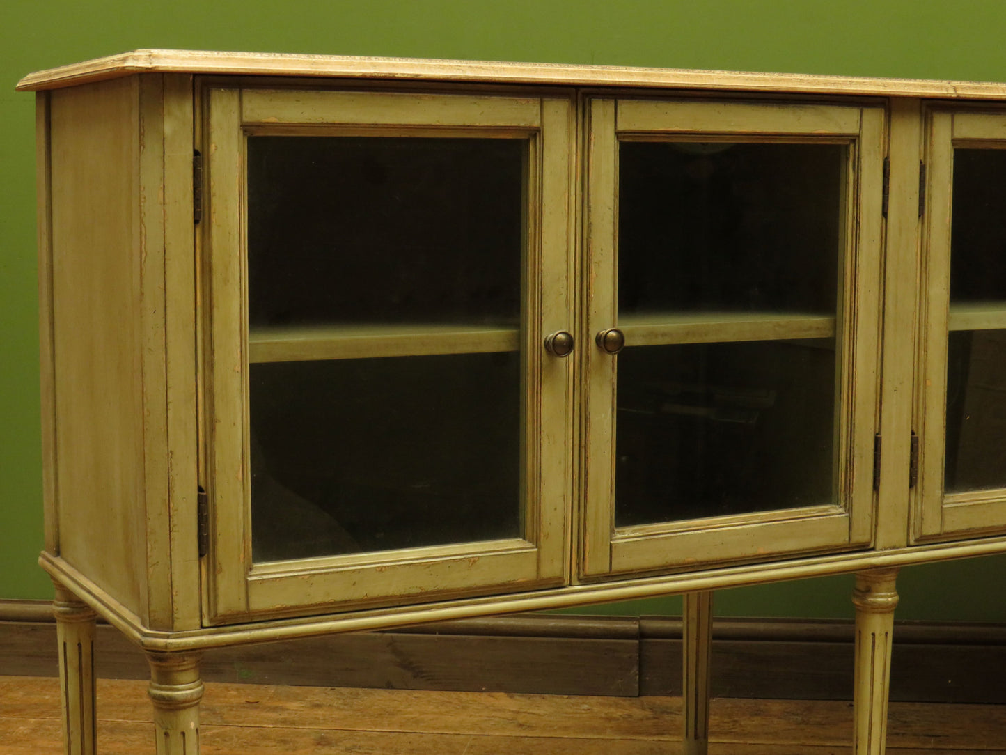 Shabby Chic Griege Display Sideboard with Glazed Doors