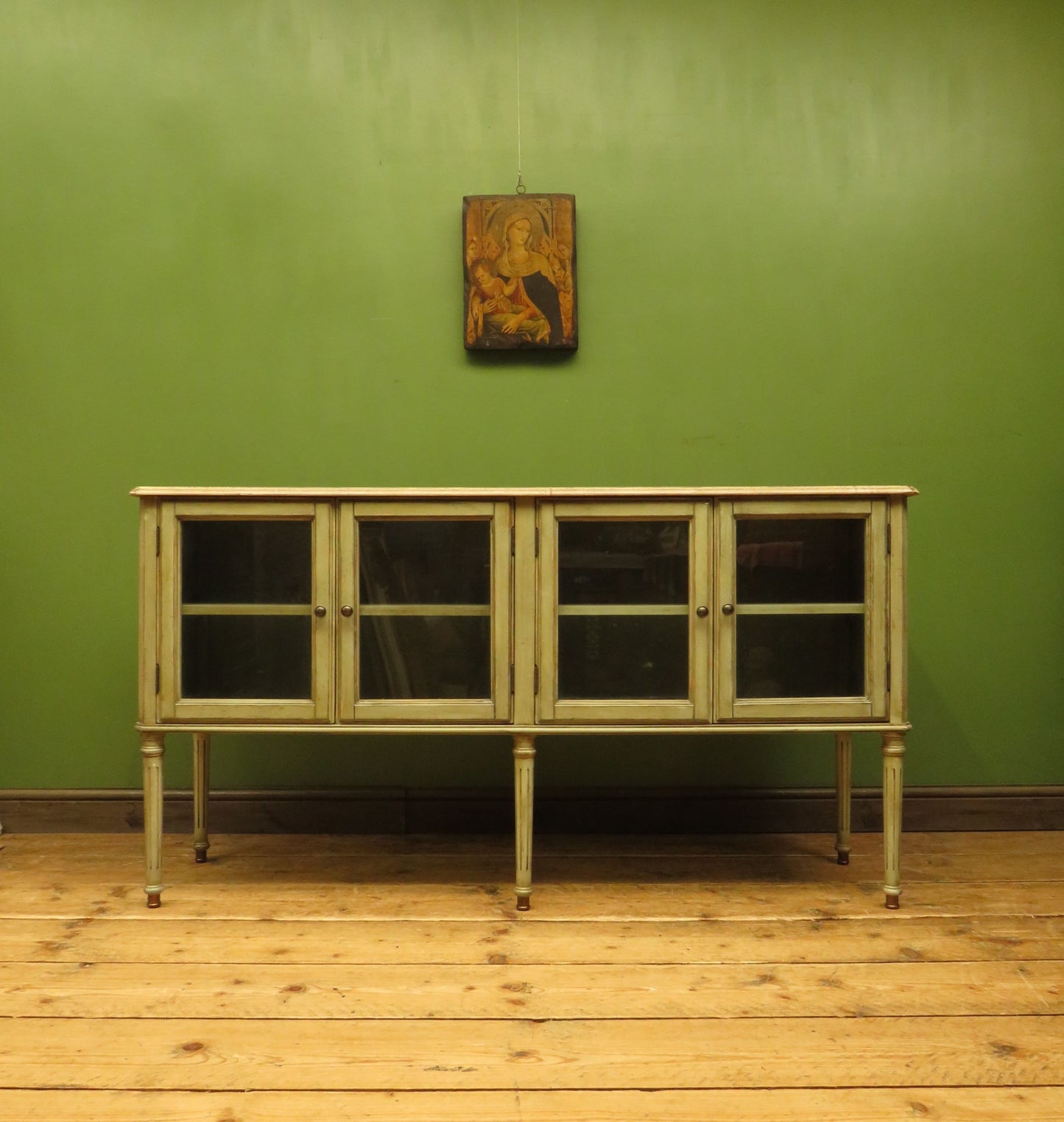 Shabby Chic Griege Display Sideboard with Glazed Doors