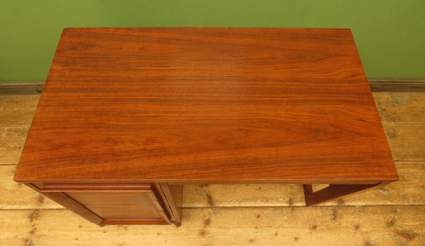 Mid Century Modern Desk by H.L.Hubbell of Michigan