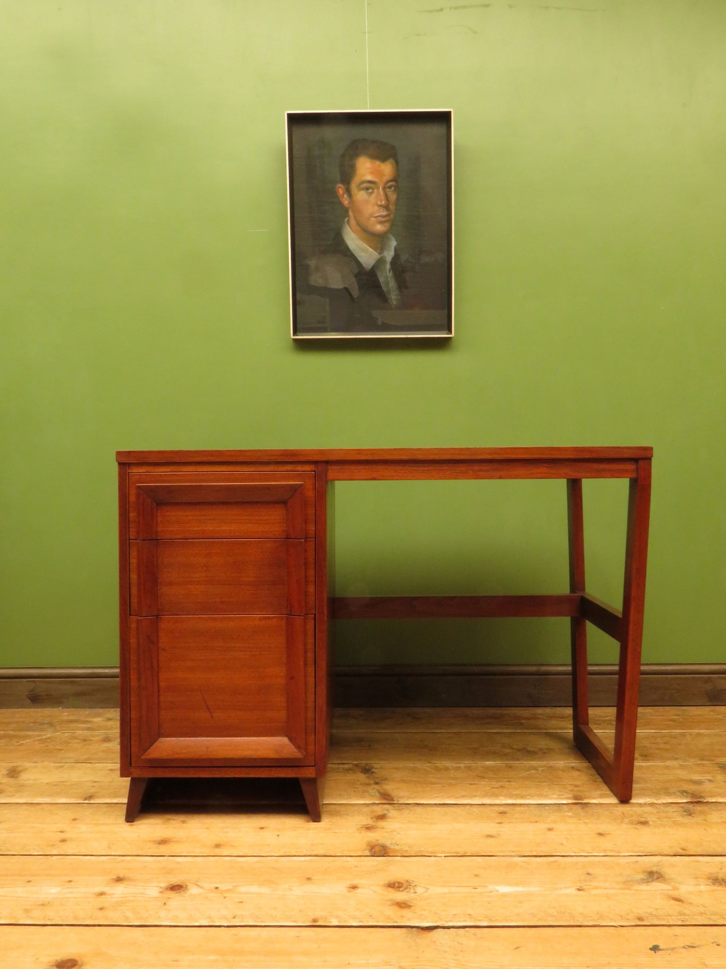 Mid Century Modern Desk by H.L.Hubbell of Michigan