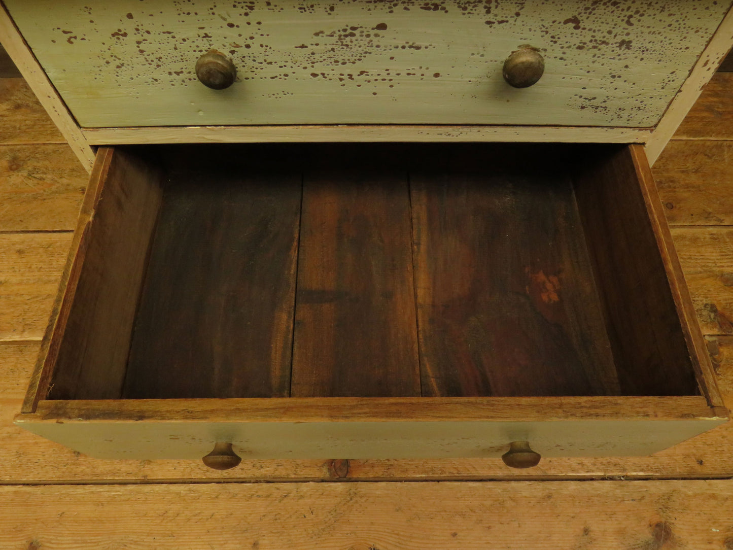 Small Shabby Chic Chest of Drawers