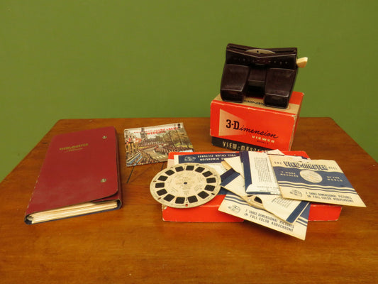 Vintage View-Master 3D Viewer and slides