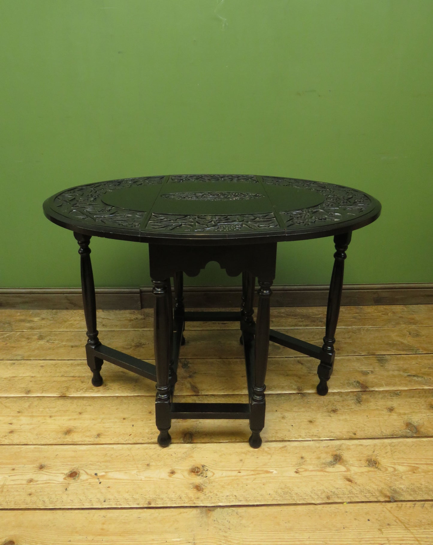 Antique Oriental Lacquered Drop leaf Table with Dragon decoration