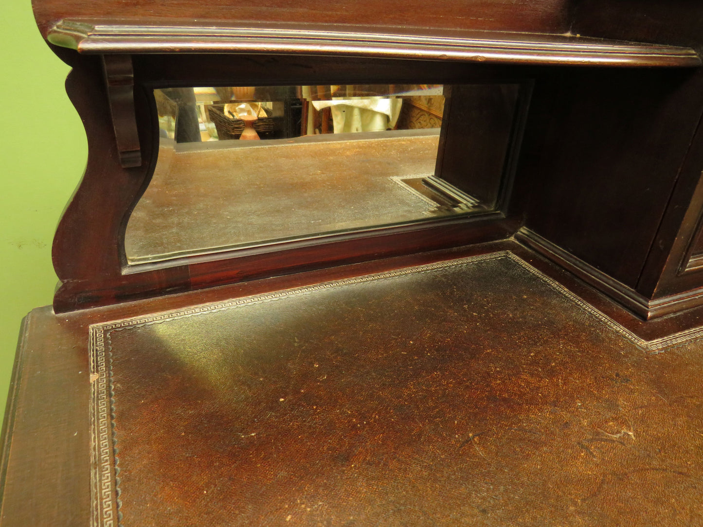 Antique writing table desk ladies Bonheur du Jour dressing table