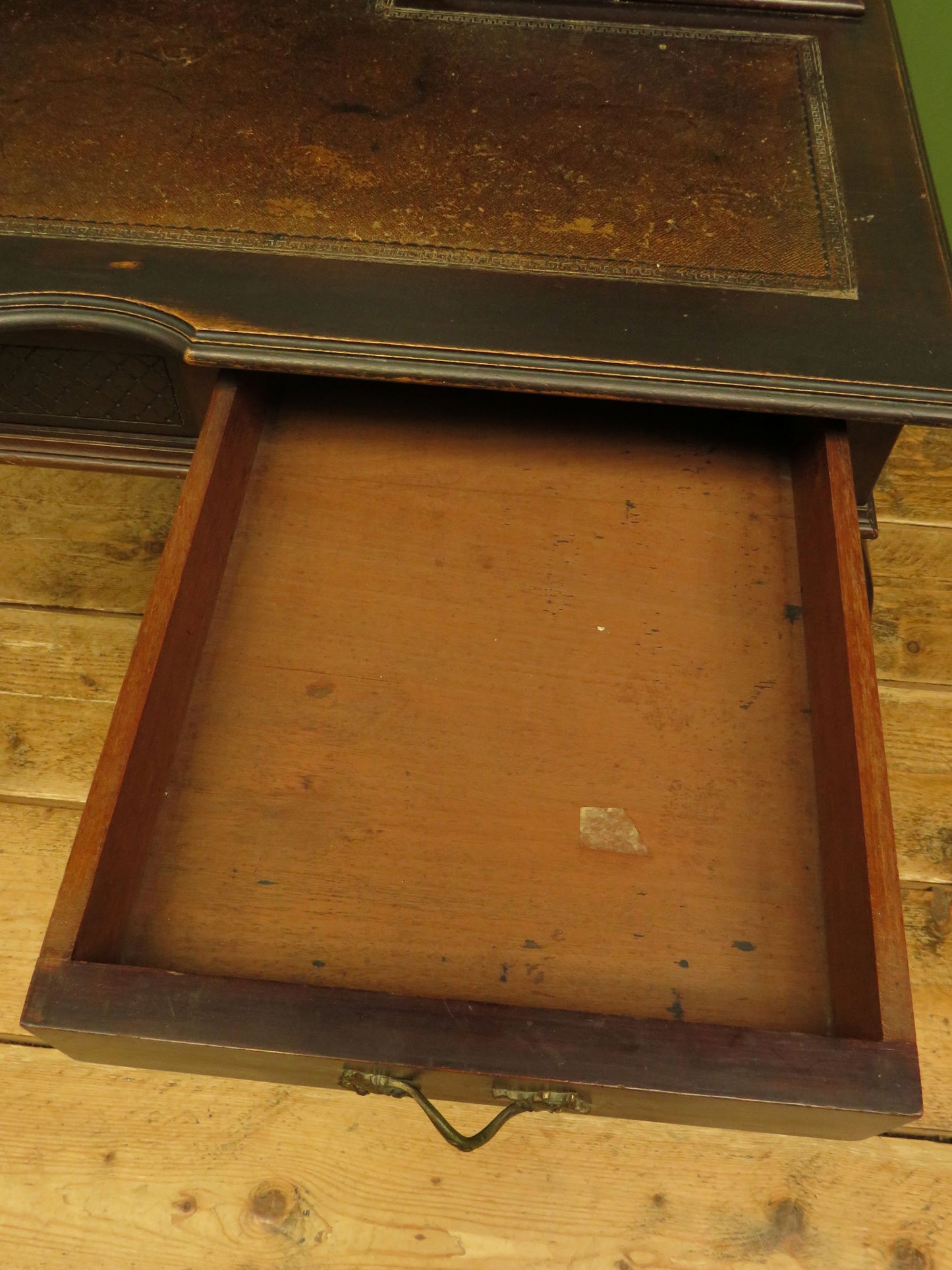Antique writing table desk ladies Bonheur du Jour dressing table